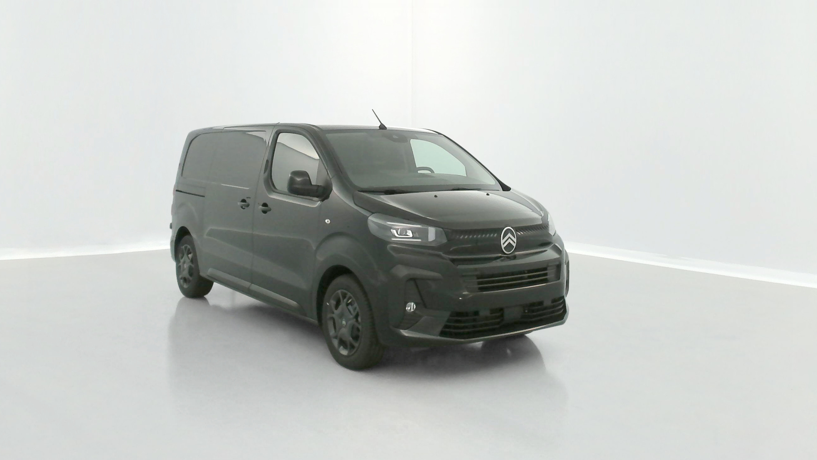Vente en ligne Citroën Jumpy Fourgon JUMPY M 2.0 BlueHDi 180ch EAT8 au prix de 33 180 €