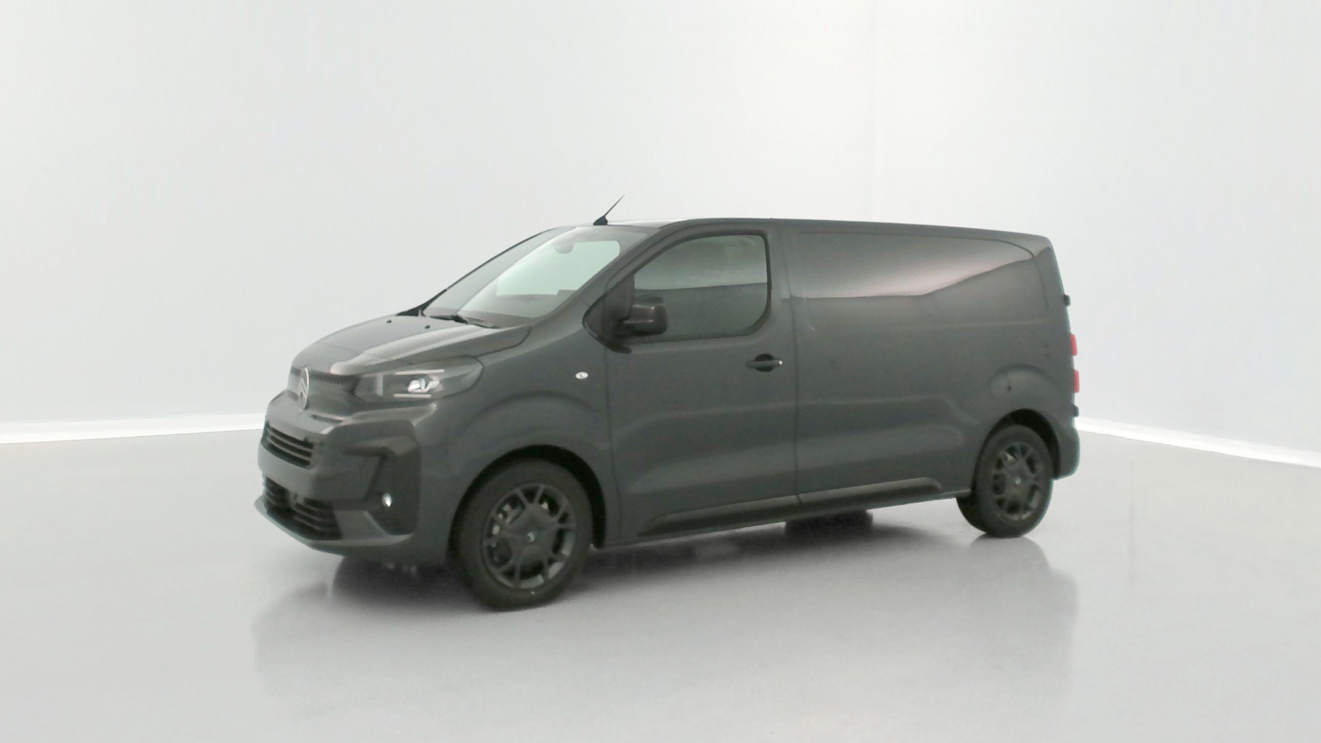 Vente en ligne Citroën Jumpy Fourgon JUMPY M 2.0 BlueHDi 180ch EAT8 au prix de 33 300 €