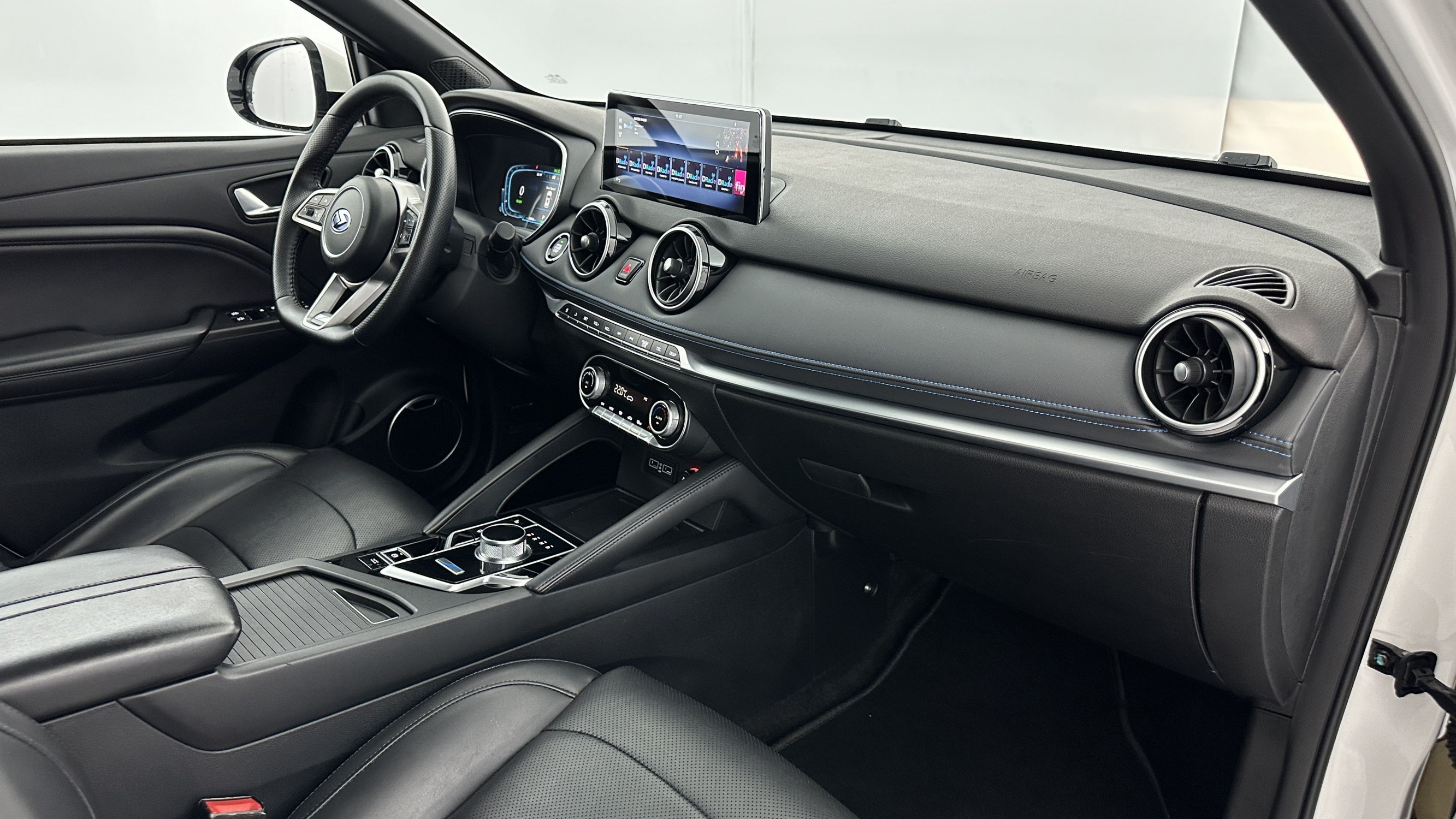 Vente en ligne Seres 3 3 Electric 163ch Luxury au prix de 15 000 €