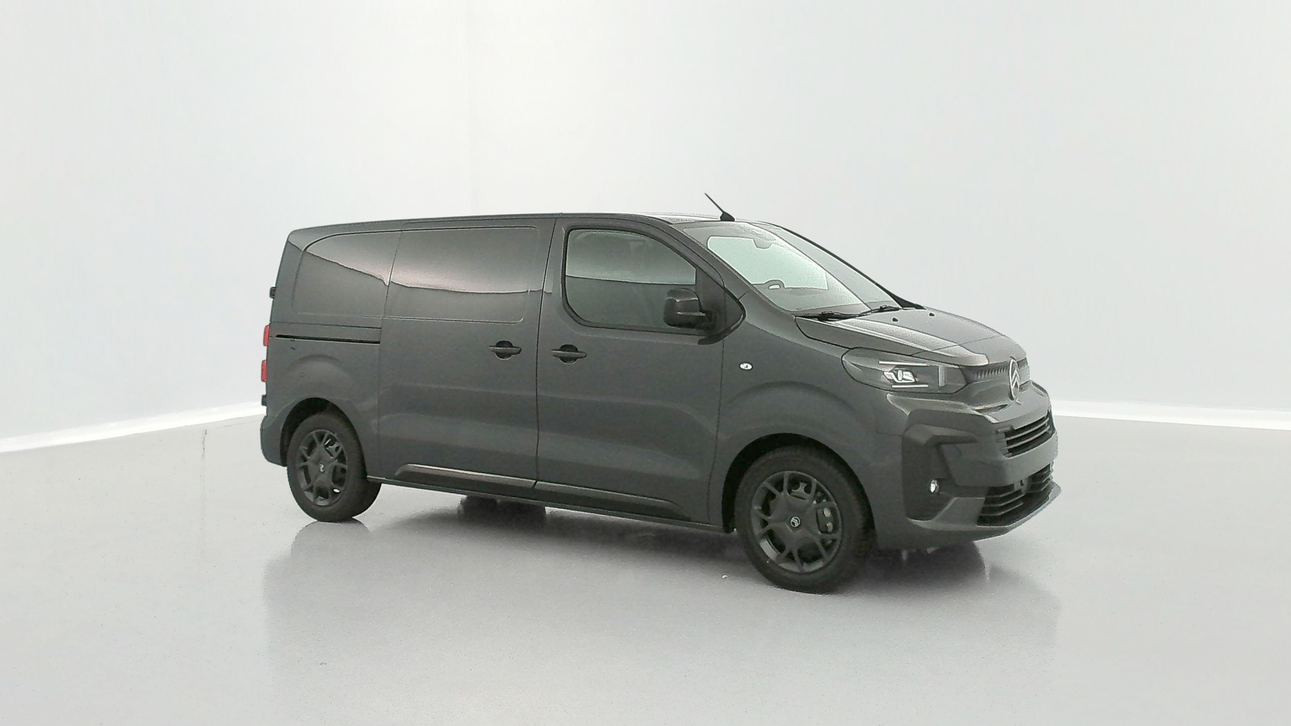 Vente en ligne Citroën Jumpy Fourgon JUMPY M 2.0 BlueHDi 180ch EAT8 au prix de 33 300 €