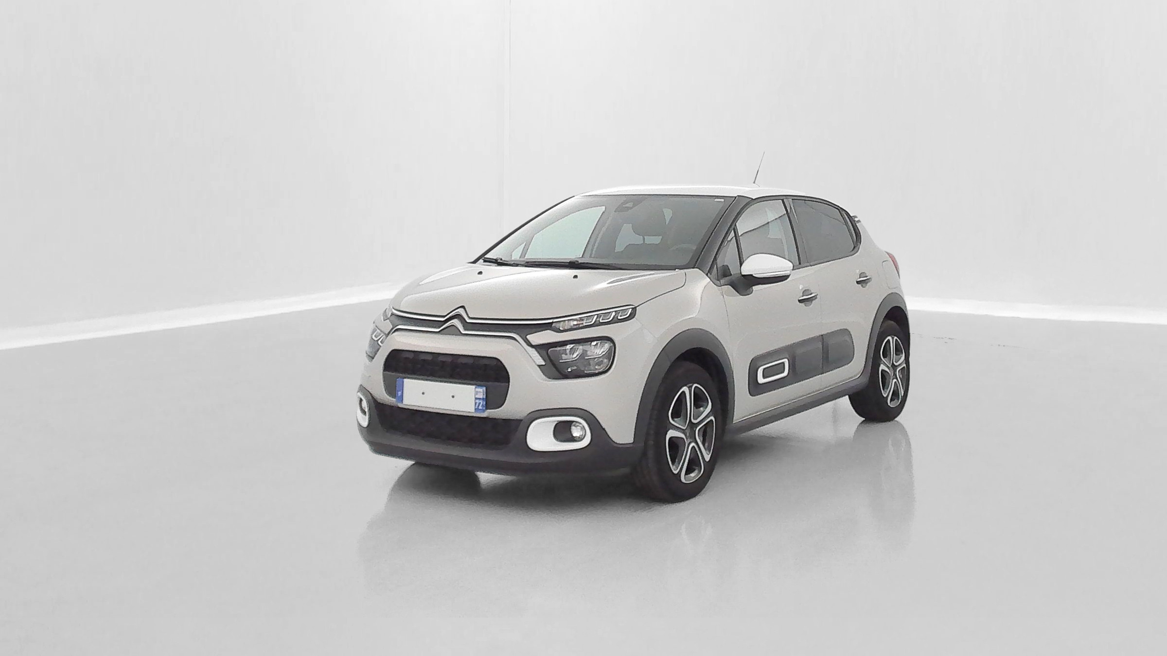 Citroën C3 C3 III 1.2 PureTech 83ch Shine occasion de 2022 en vente à Rennes