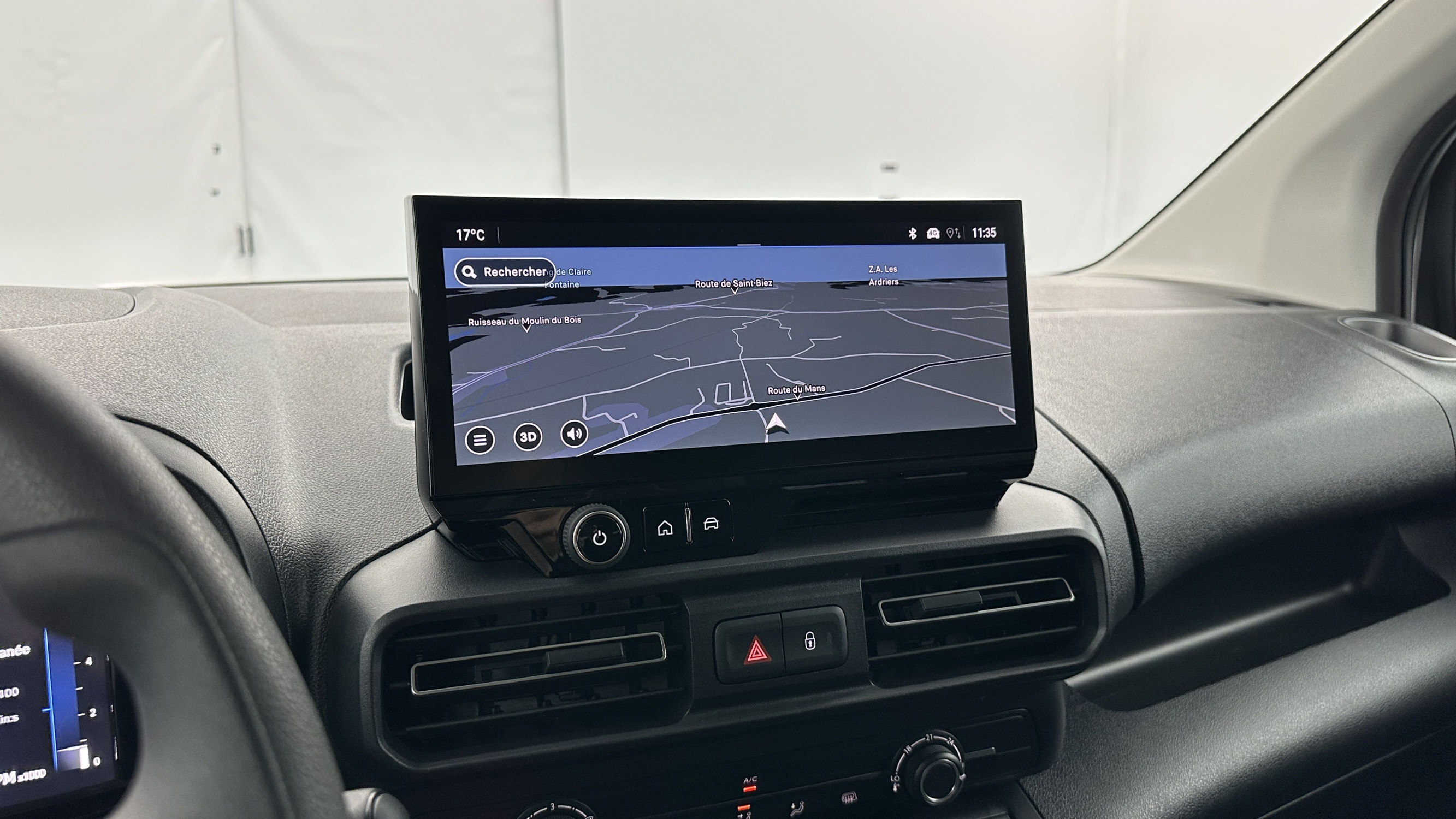 Vente en ligne Opel Combo Cargo COMBO CARGO M 650kg 1.5 BlueHDi 100ch au prix de 22 980 €