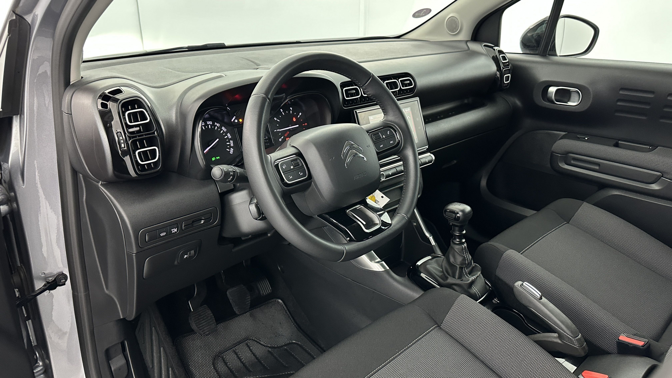 Vente en ligne Citroën C3 Aircross C3 AIRCROSS II 1.2 PureTech 110ch Feel Pack au prix de 19 400 €