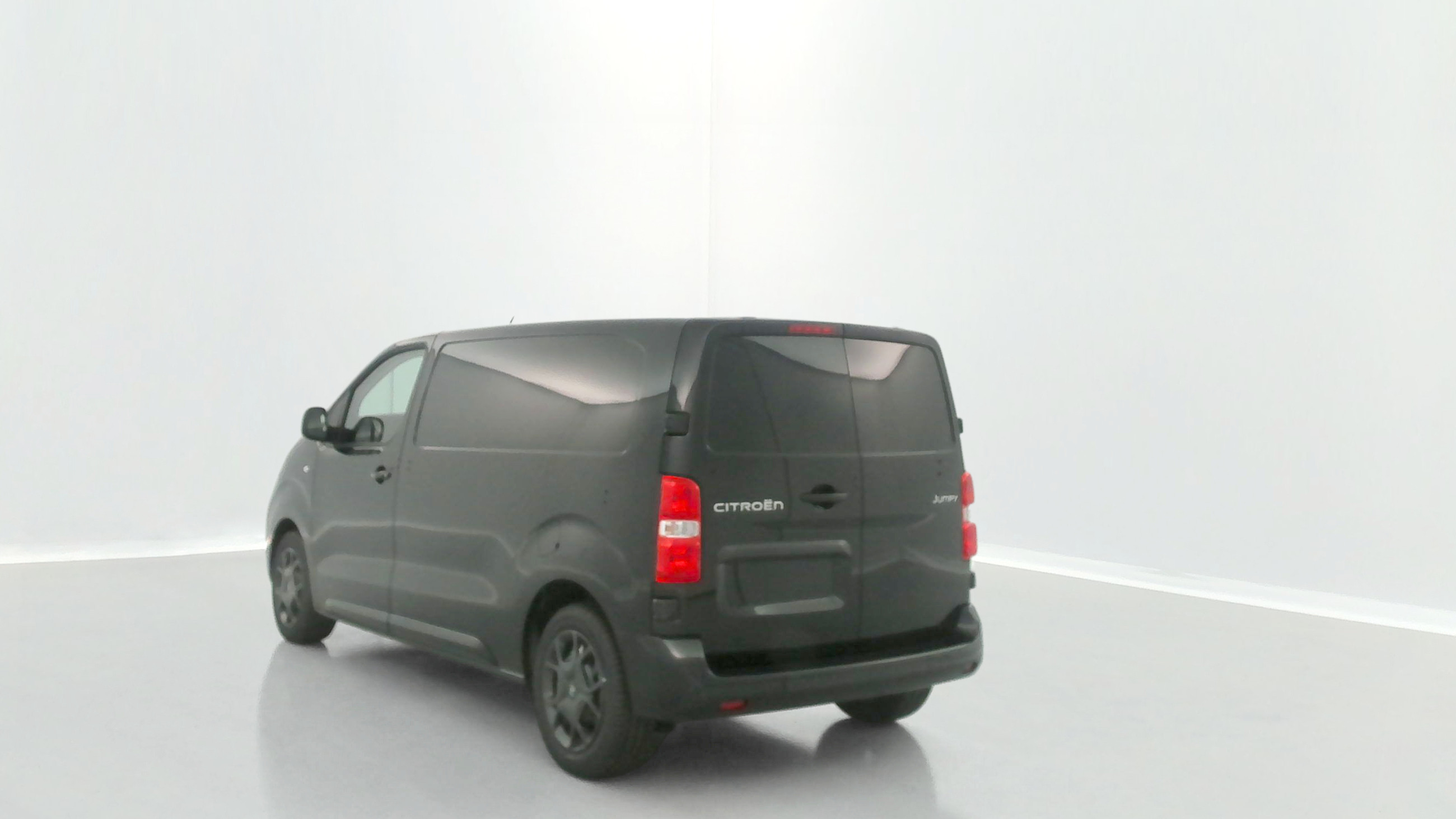 Vente en ligne Citroën Jumpy Fourgon JUMPY M 2.0 BlueHDi 180ch EAT8 au prix de 33 180 €