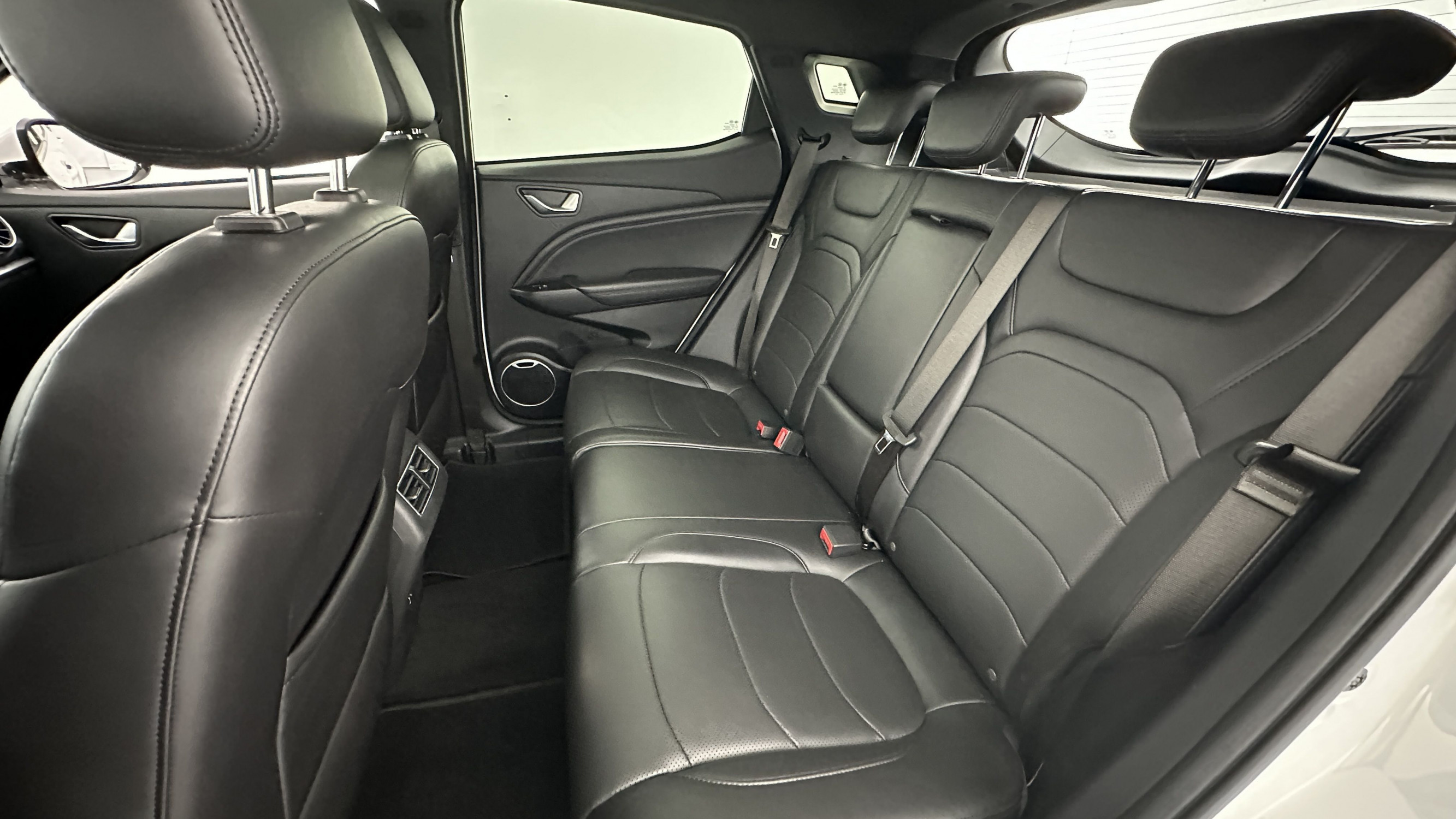 Vente en ligne Seres 3 3 Electric 163ch Luxury au prix de 15 000 €