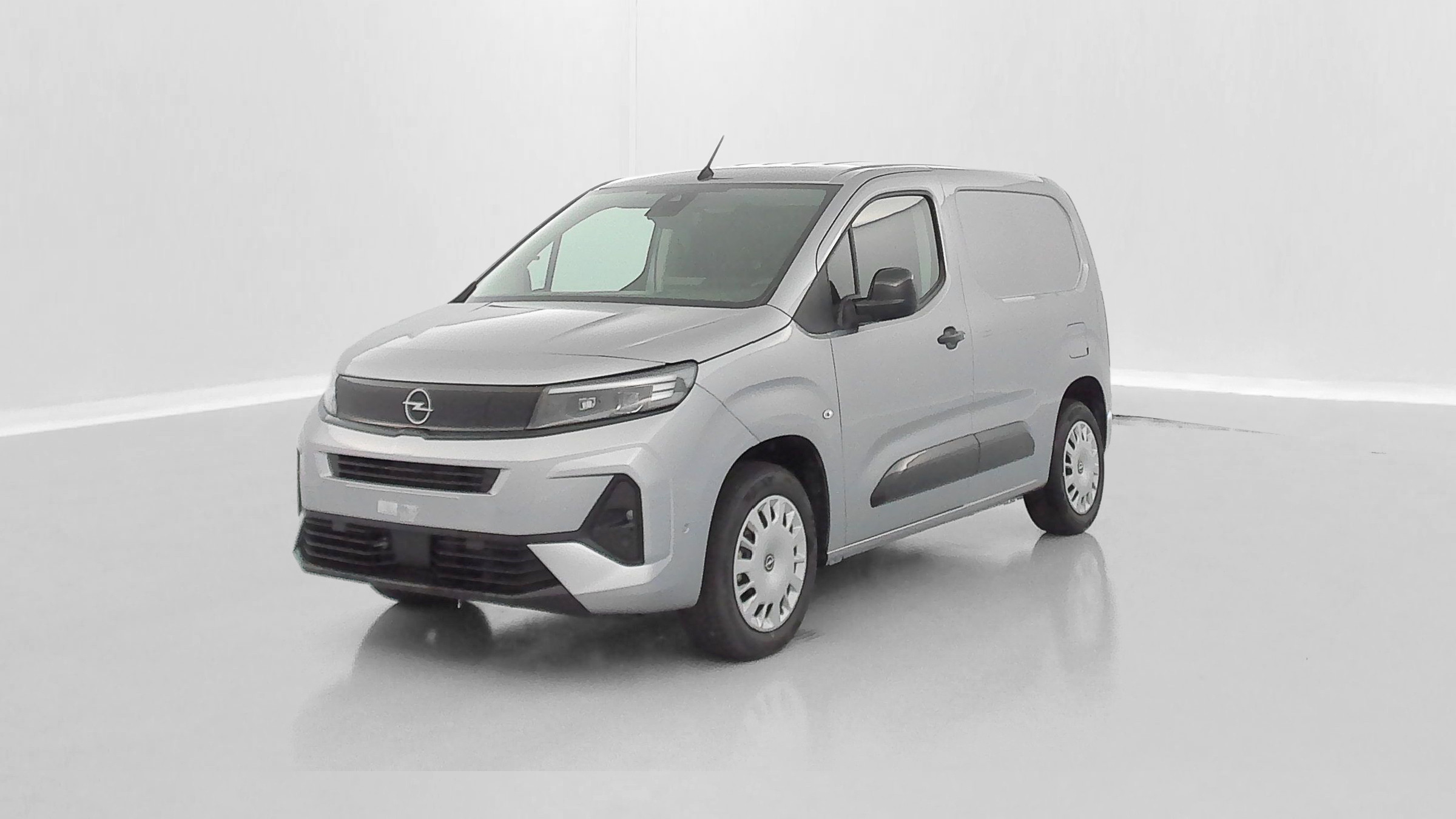 Opel Combo Cargo COMBO CARGO M 650kg 1.5 BlueHDi 100ch occasion de 2025 en vente à Rennes