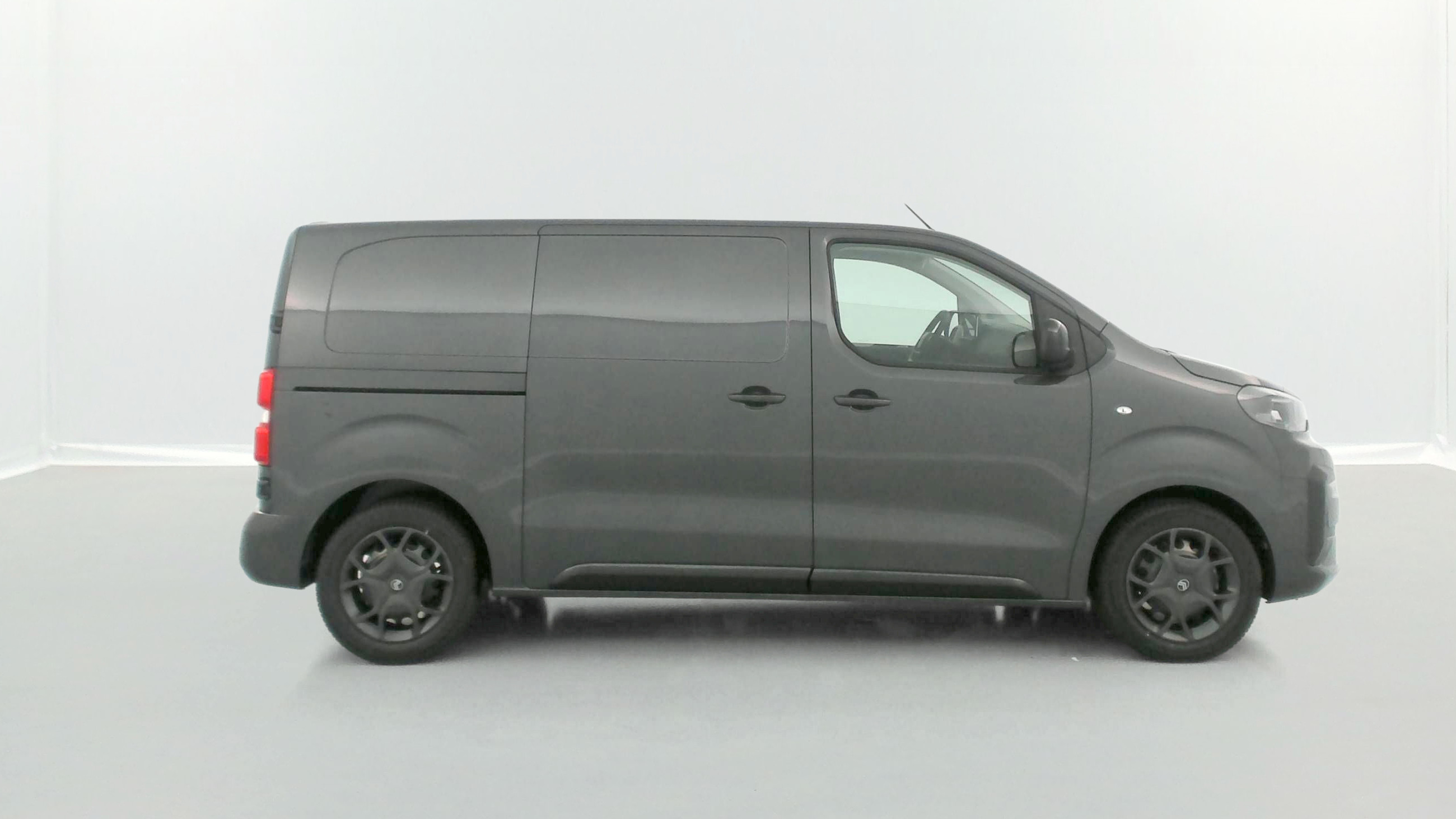 Vente en ligne Citroën Jumpy Fourgon JUMPY M 2.0 BlueHDi 180ch EAT8 au prix de 33 300 €