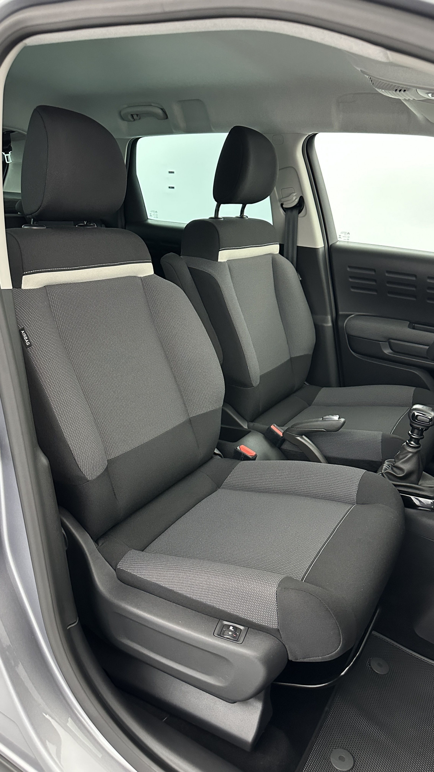 Vente en ligne Citroën C3 Aircross C3 AIRCROSS II 1.2 PureTech 110ch Feel Pack au prix de 19 400 €