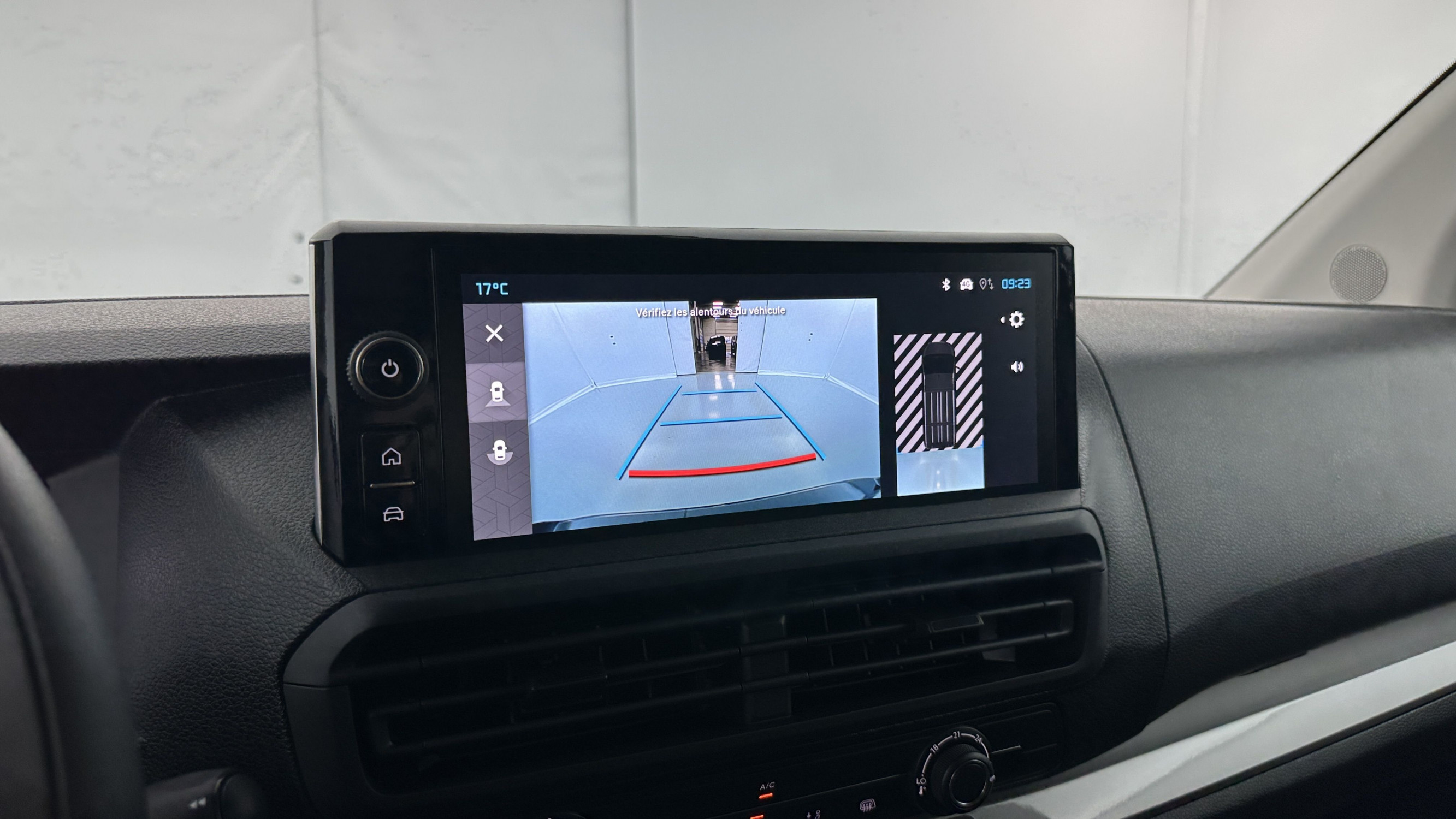 Vente en ligne Citroën Jumpy Fourgon JUMPY M 2.0 BlueHDi 180ch EAT8 au prix de 33 300 €