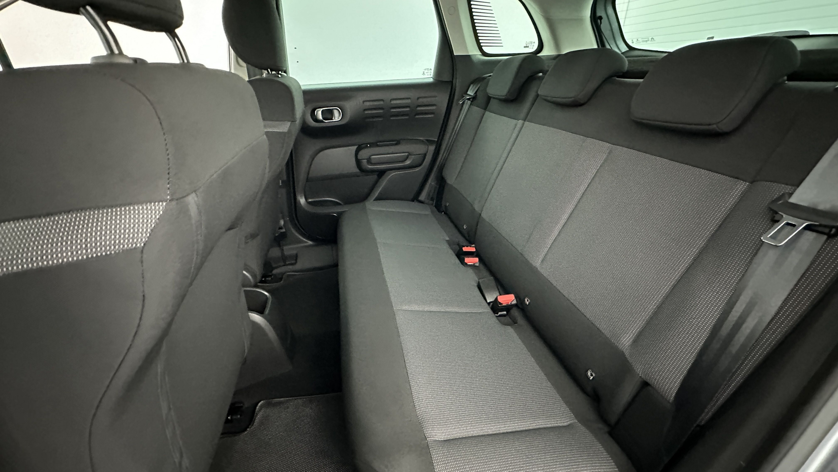 Vente en ligne Citroën C3 Aircross C3 AIRCROSS II 1.2 PureTech 110ch Feel Pack au prix de 19 400 €