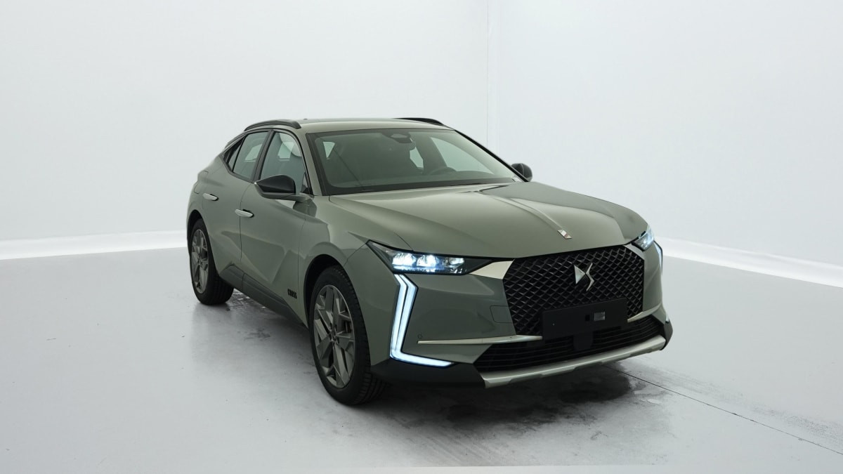 Ds DS4 Hybride E-Tense 225 EAT8 Cross Trocadero occasion de 2022 en vente à Rennes