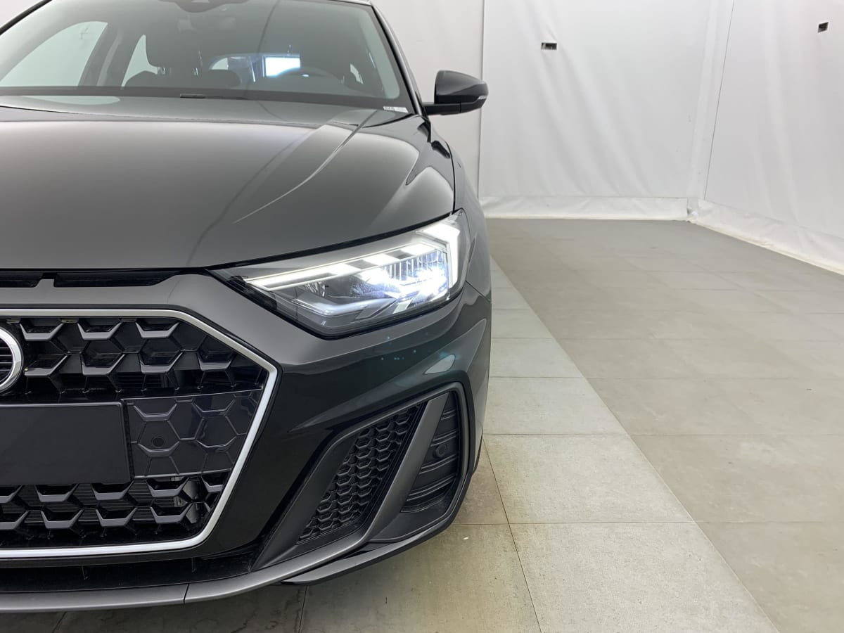 Vente en ligne Audi A1 30 TFSI 116 ch S tronic 7 Design au prix de 29 960 €