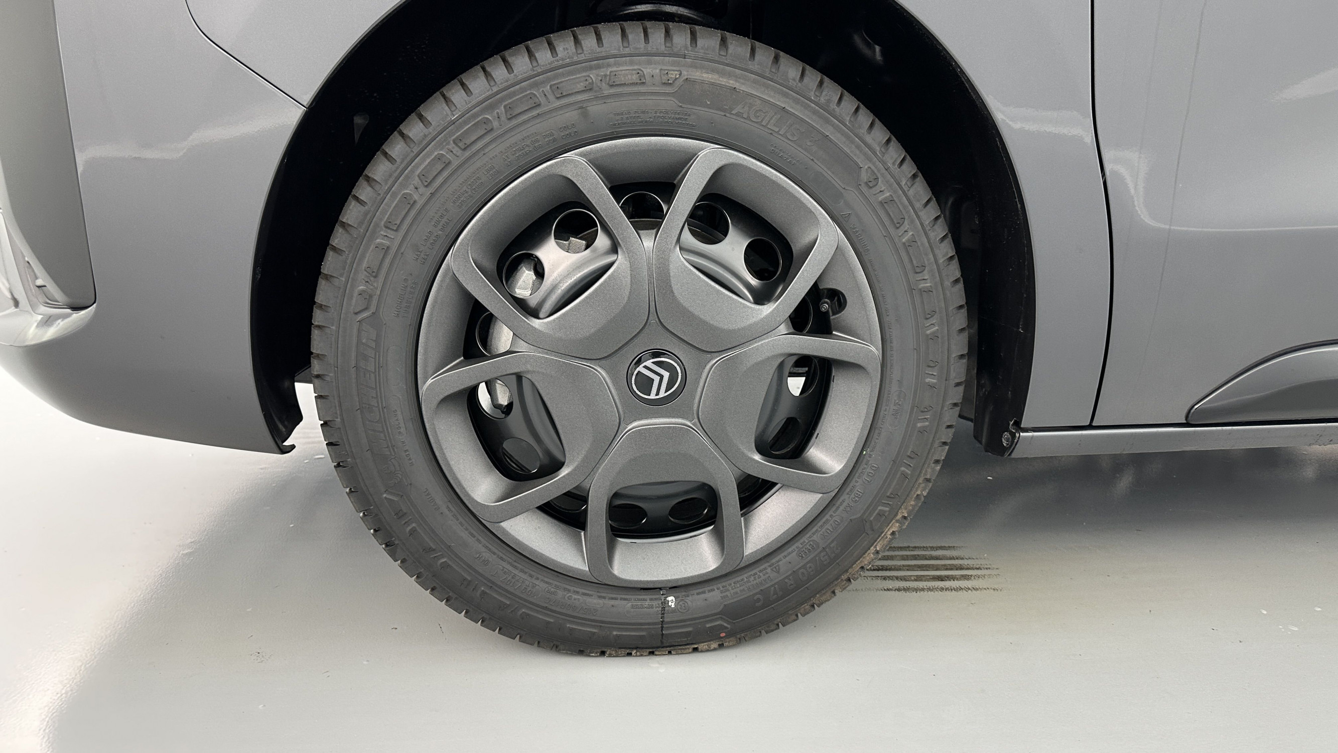 Vente en ligne Citroën Jumpy Fourgon JUMPY M 2.0 BlueHDi 180ch EAT8 au prix de 33 300 €