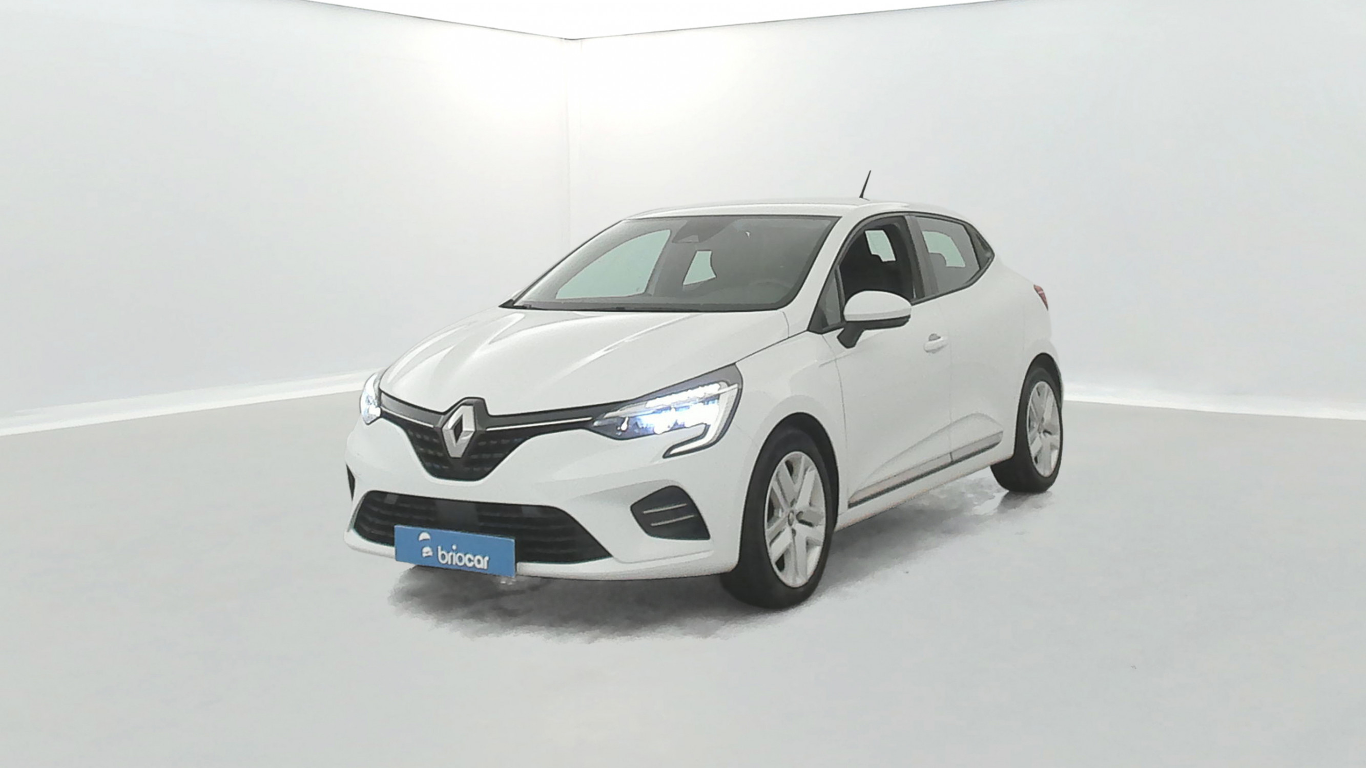 Renault Clio 1.6 E-Tech hybride 140ch Zen occasion de 2022 en vente à Rennes