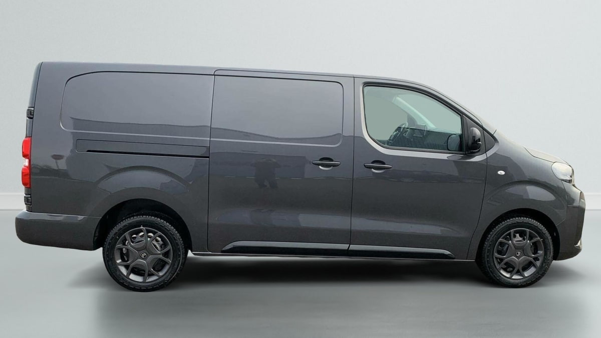 Vente en ligne Citroën Jumpy Fourgon XL BLUEHDI 145 S S EAT8 au prix de 31 650 €