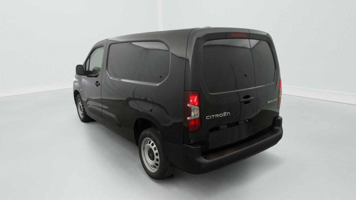 Vente en ligne Citroën Berlingo TAILLE XL 950KG BLUEHDI 130 S S EAT8 au prix de 24 240 €