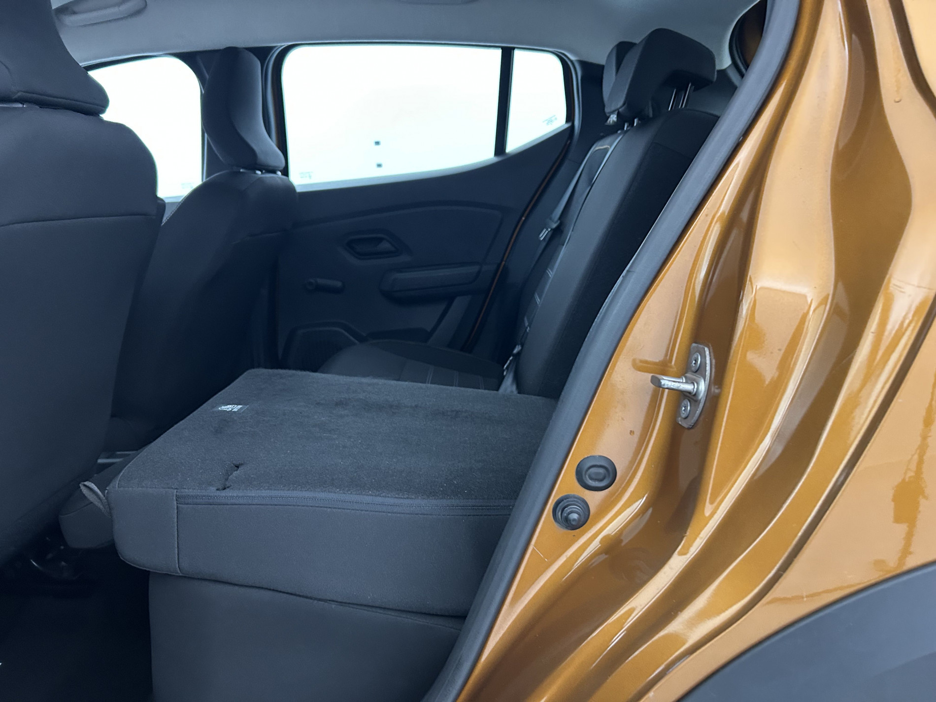 Vente en ligne Dacia Sandero 3 1.0 ECO-G 100ch Stepway Essentiel au prix de 11 290 €