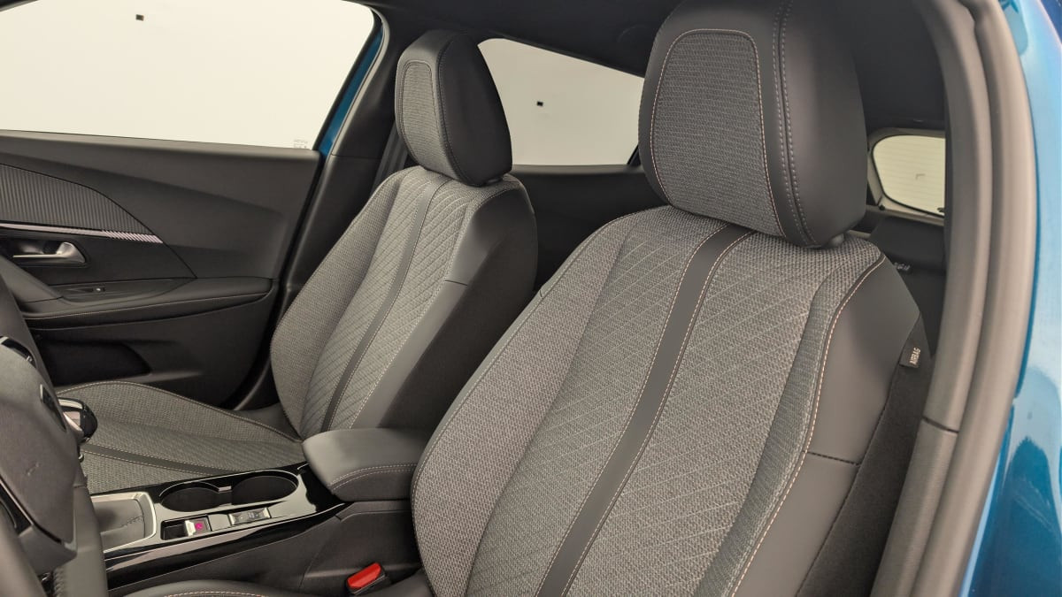 Vente en ligne Peugeot 2008 100 S S BVM6 Allure au prix de 21 300 €