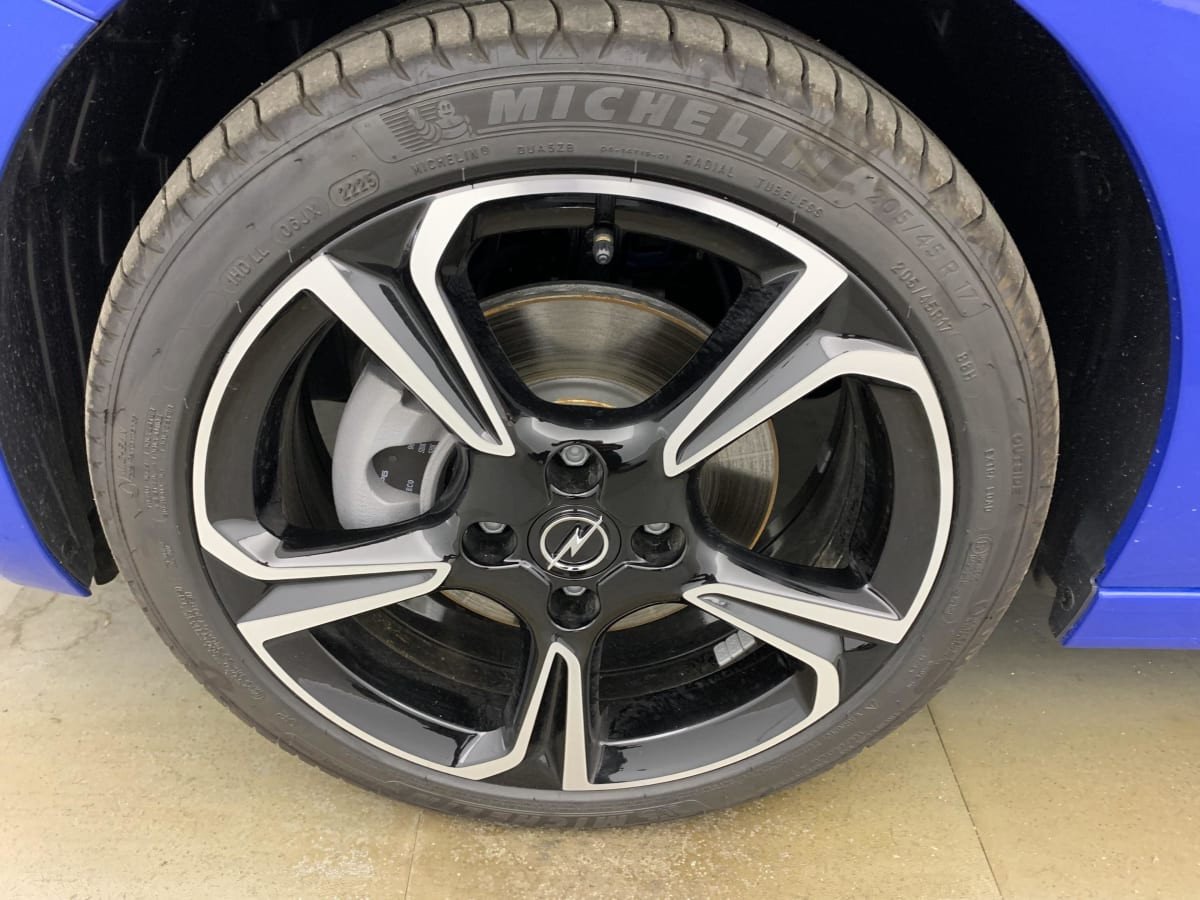 Vente en ligne Opel Corsa 1.2 Turbo Hybrid 110 ch e-DCT6 GS au prix de 20 590 €