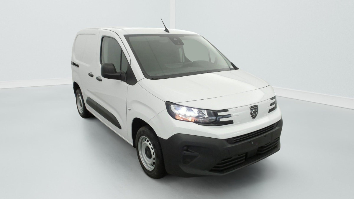 Peugeot Partner Fourgon M 650 KG BLUEHDI 100 S S BVM6 occasion de 2025 en vente à Rennes