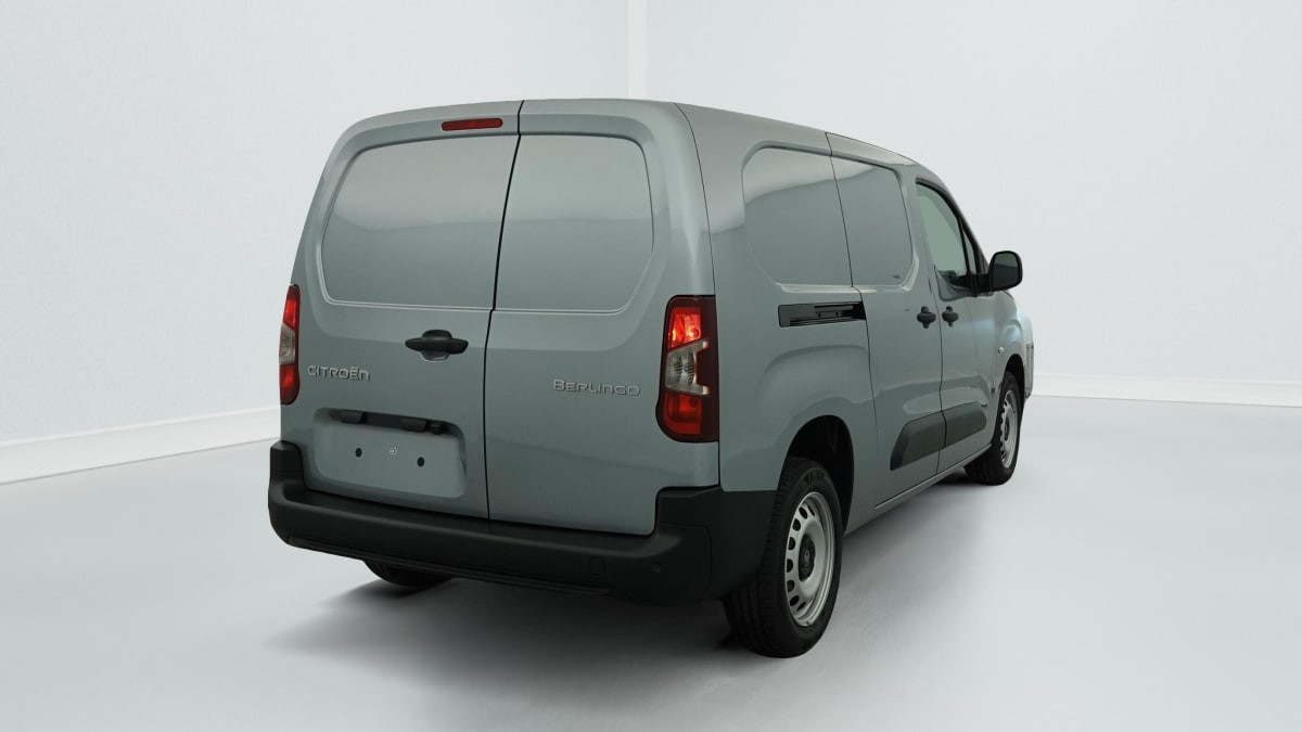 Vente en ligne Citroën Berlingo TAILLE XL 950KG BLUEHDI 130 S S EAT8 au prix de 24 240 €