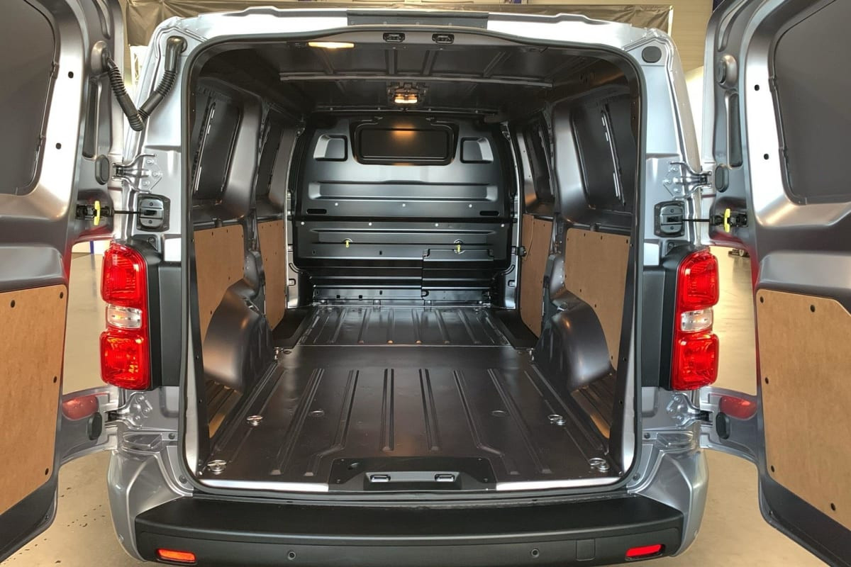 Vente en ligne Citroën Jumpy Fourgon XL BLUEHDI 145 S S EAT8 au prix de 31 650 €