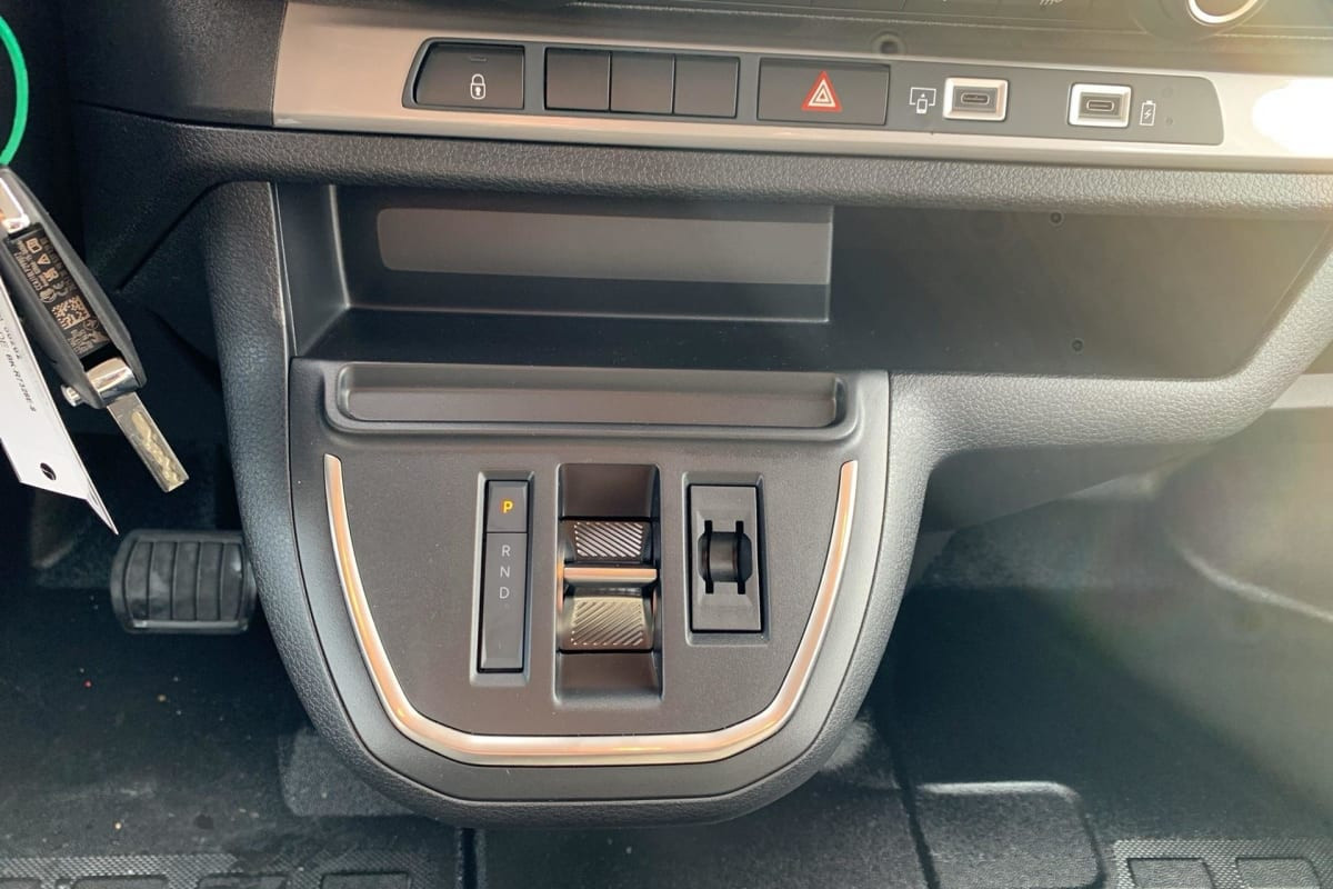 Vente en ligne Citroën Jumpy Fourgon XL BLUEHDI 180 S S EAT8 au prix de 32 890 €