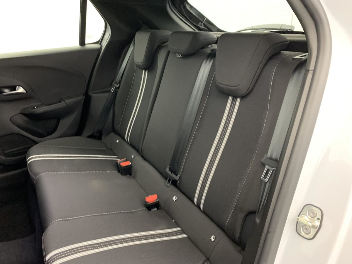 Vente en ligne Opel Corsa 1.2 Turbo Hybrid 110 ch e-DCT6 GS au prix de 20 590 €