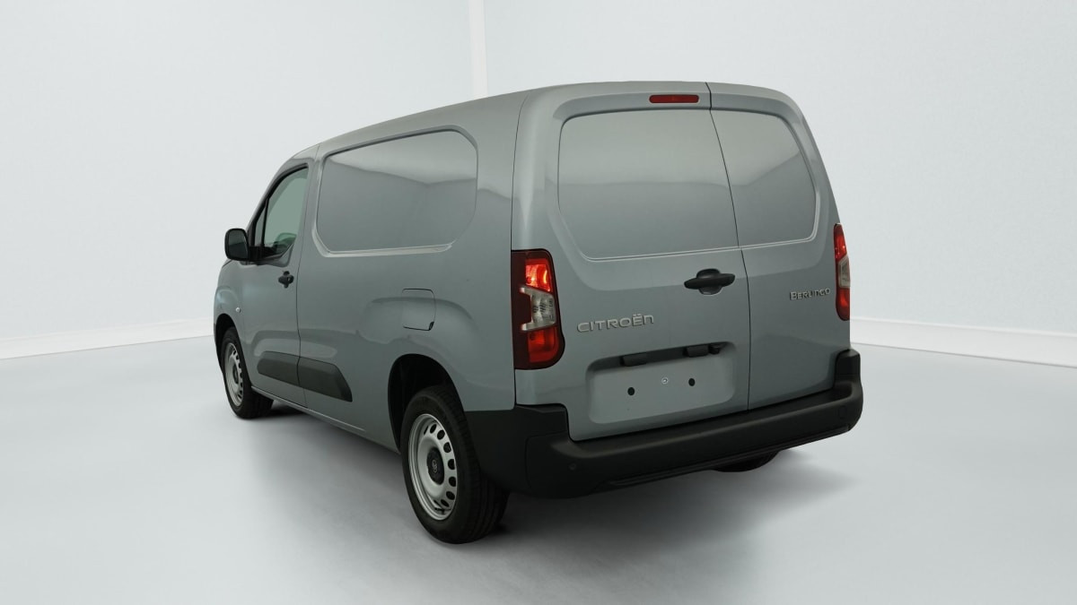 Vente en ligne Citroën Berlingo TAILLE XL 950KG BLUEHDI 130 S S EAT8 au prix de 24 240 €