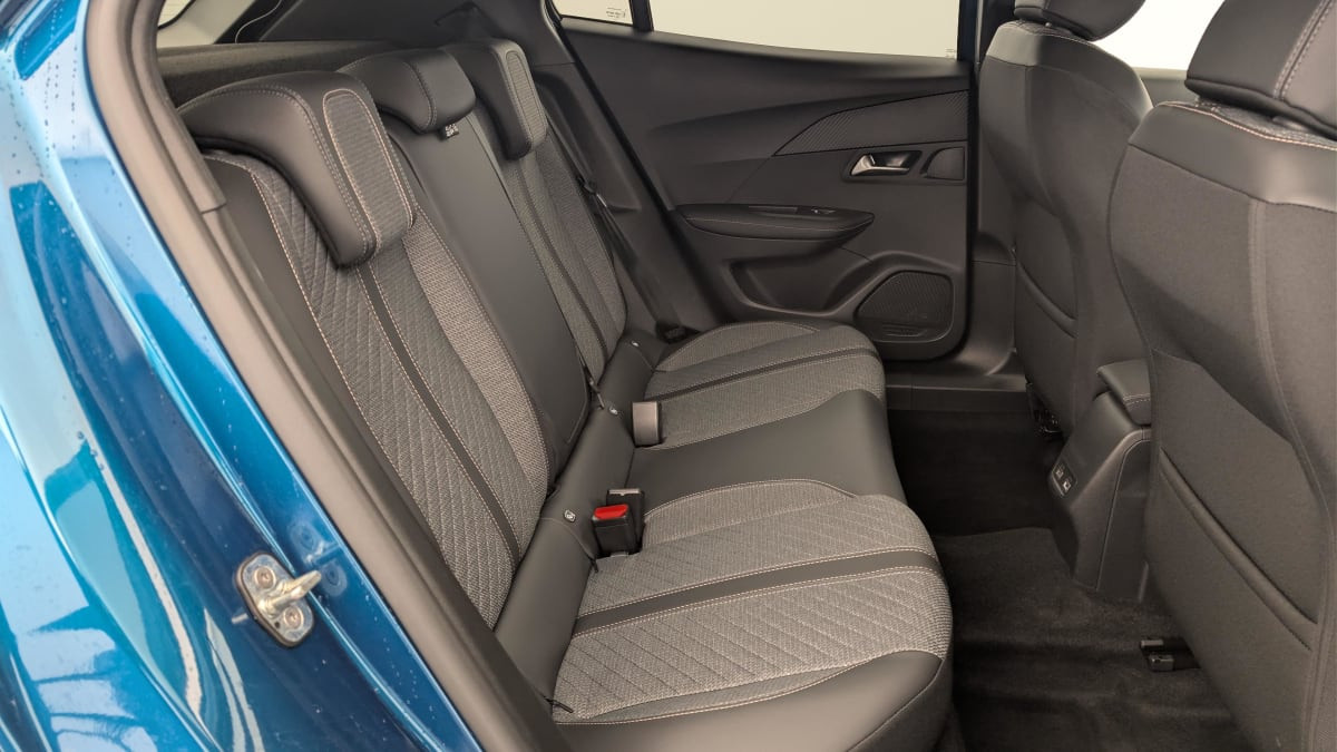 Vente en ligne Peugeot 2008 100 S S BVM6 Allure au prix de 21 300 €