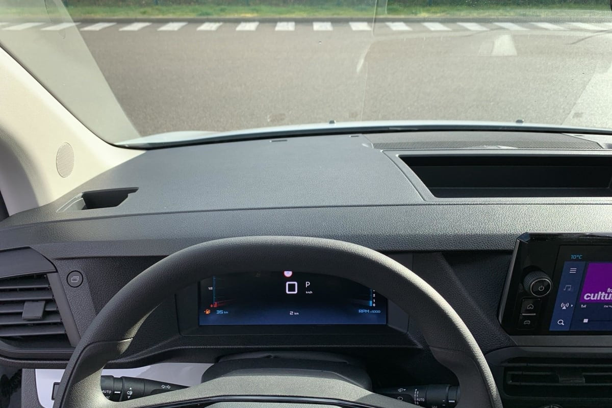 Vente en ligne Citroën Jumpy Fourgon XL BLUEHDI 180 S S EAT8 au prix de 32 890 €