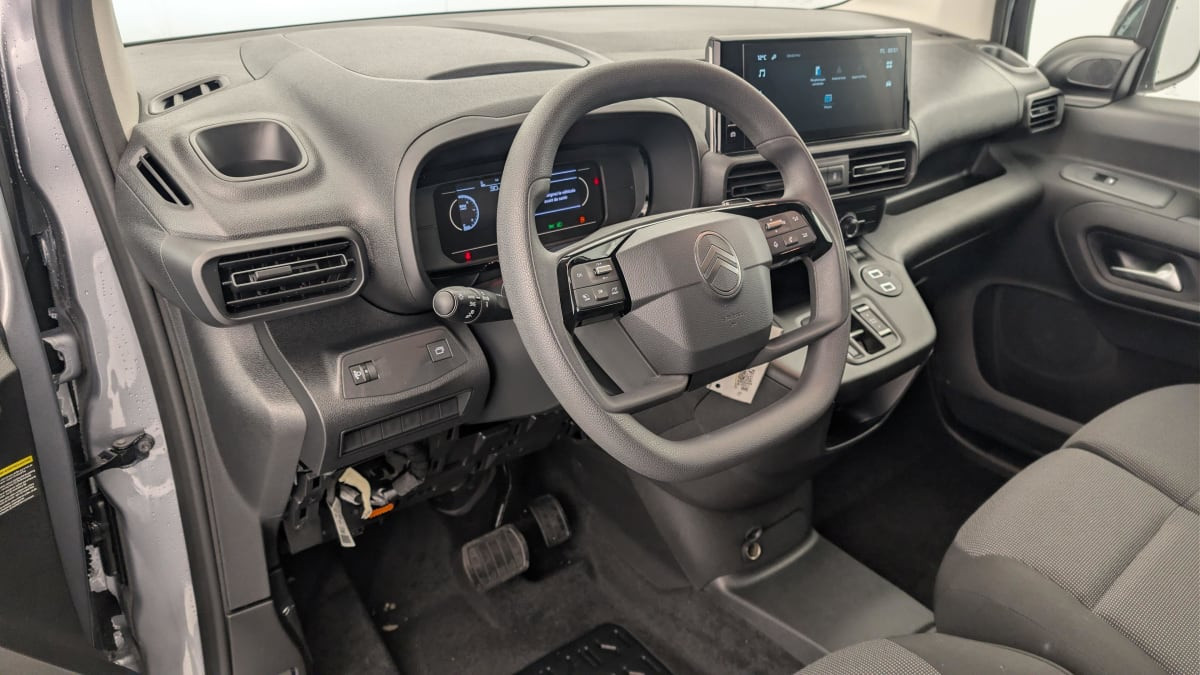 Vente en ligne Citroën Berlingo TAILLE XL 950KG BLUEHDI 130 S S EAT8 au prix de 24 240 €