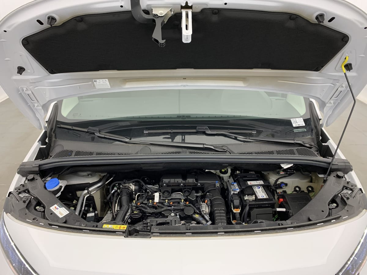 Vente en ligne Peugeot Partner Fourgon M 650 KG BLUEHDI 130 S S EAT8 au prix de 23 250 €