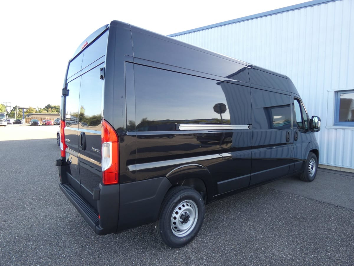 Vente en ligne Citroën Jumper Fourgon TOLE 35 L2H2 140 S S BVM6 au prix de 29 920 €