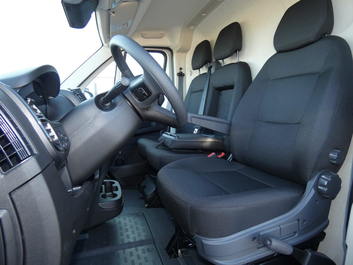 Vente en ligne Citroën Jumper Fourgon TOLE 35 L2H2 140 S S BVM6 au prix de 29 920 €