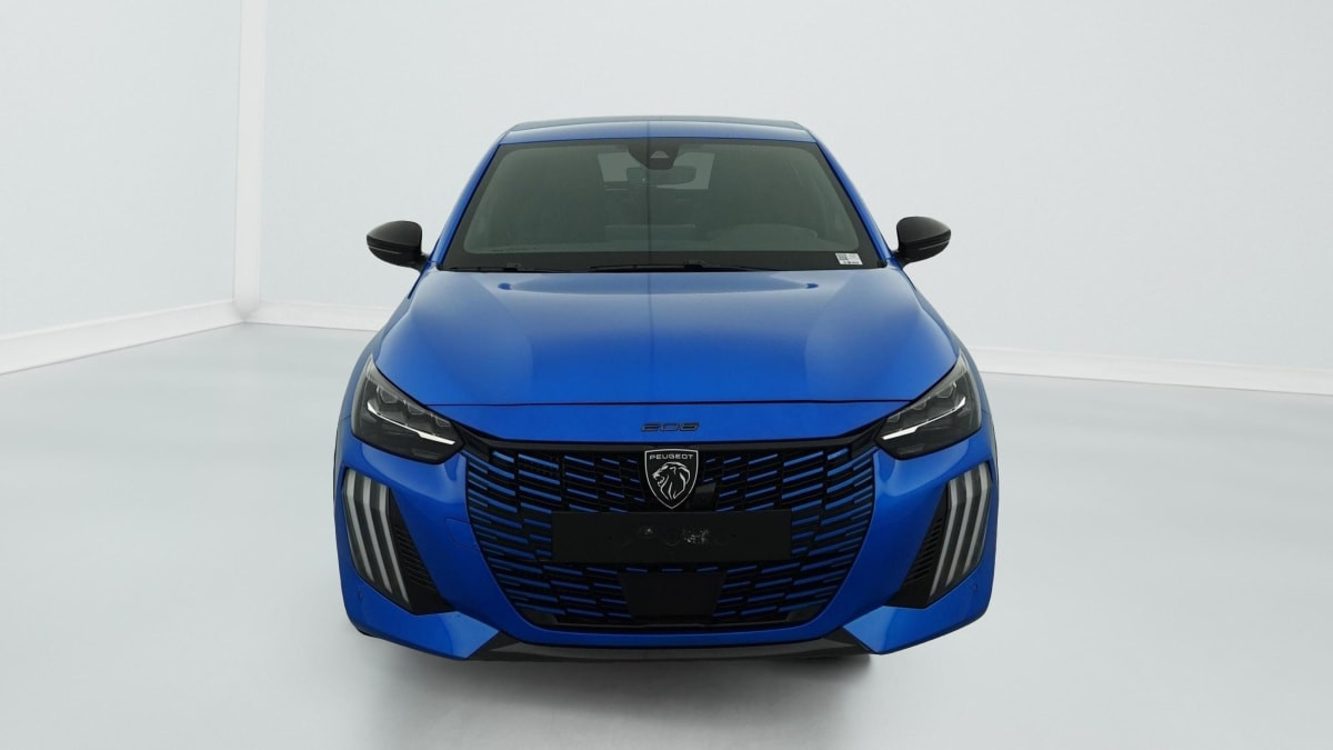 Vente en ligne Peugeot 208 Hybrid 136 e-DCS6 GT au prix de 22 330 €