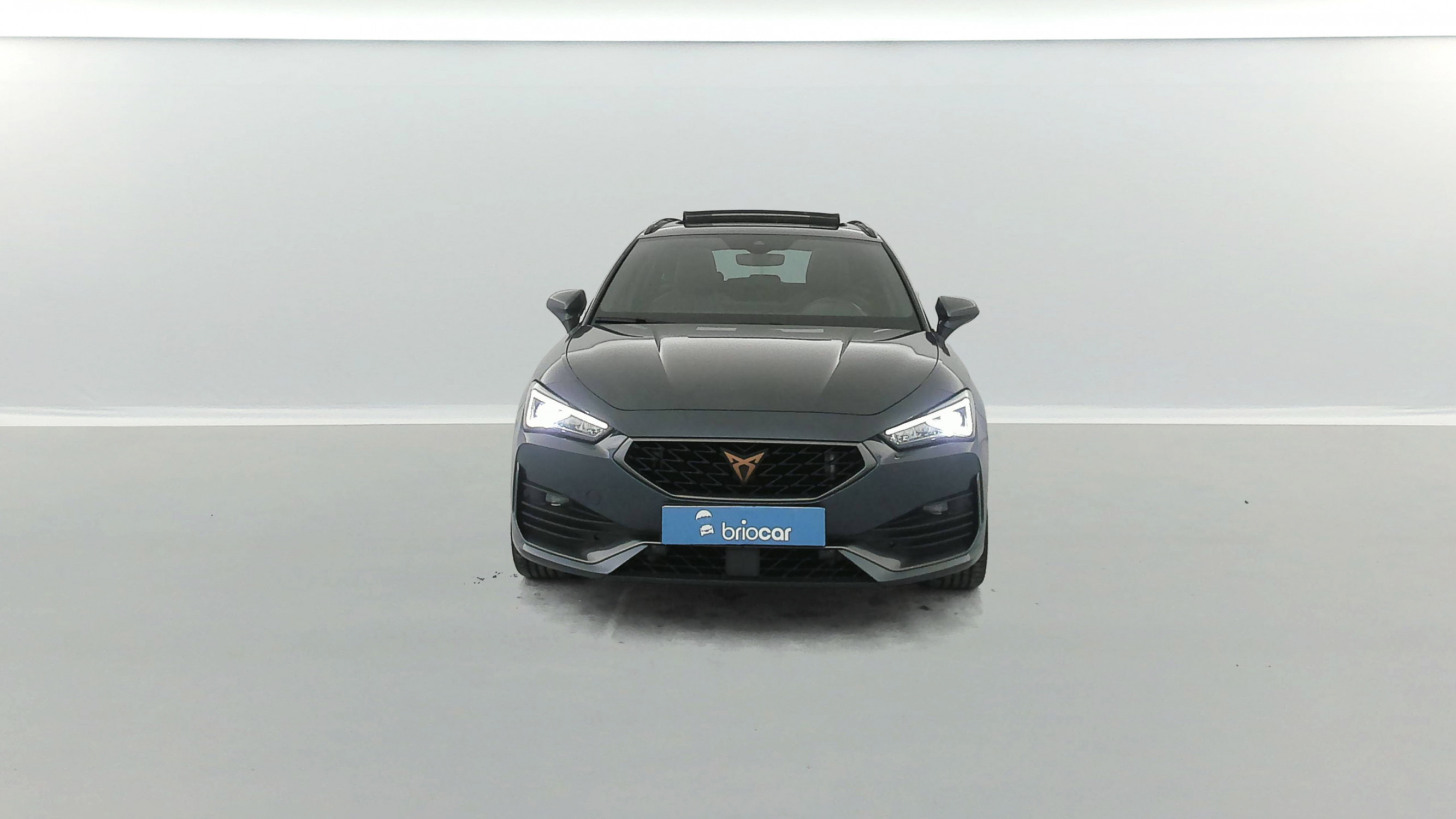 Vente en ligne Cupra Cupra Leon Sportstourer 1.5 eTSI 150ch V DSG7 Suréquipée + Toit ouvrant - Garantie 10/2028 au prix de 25 990 €