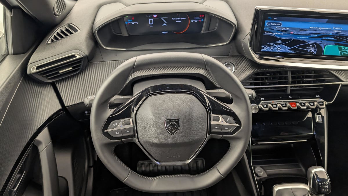 Vente en ligne Peugeot 2008 100 S S BVM6 Allure au prix de 20 460 €