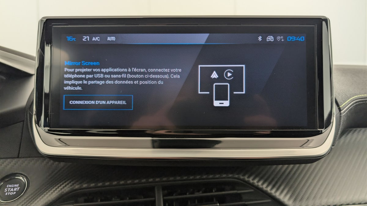 Vente en ligne Peugeot 208 Hybrid 136 e-DCS6 GT au prix de 22 330 €