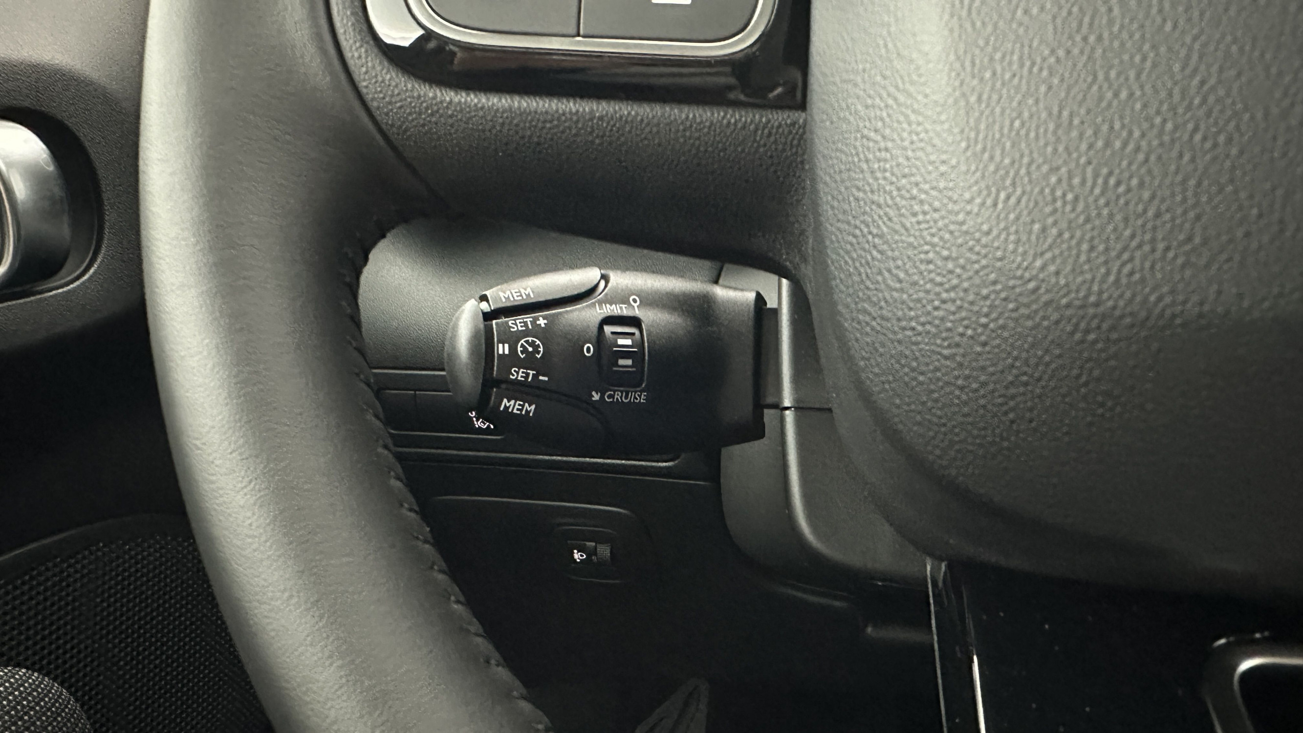 Vente en ligne Citroën C3 Aircross C3 AIRCROSS 1.2 PureTech 110ch YOU au prix de 18 200 €