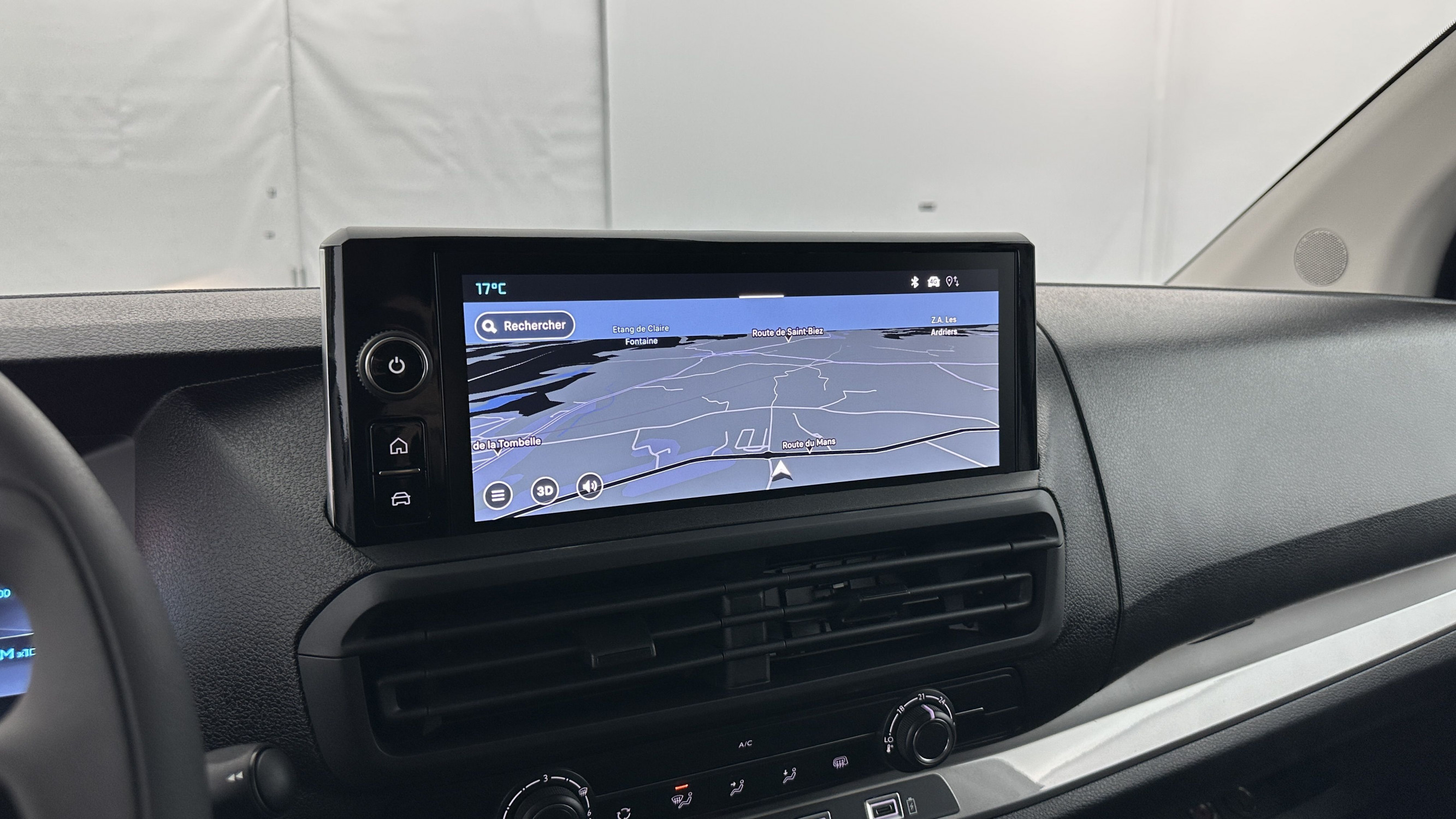 Vente en ligne Citroën Jumpy Fourgon JUMPY M 2.0 BlueHDi 145ch au prix de 29 340 €