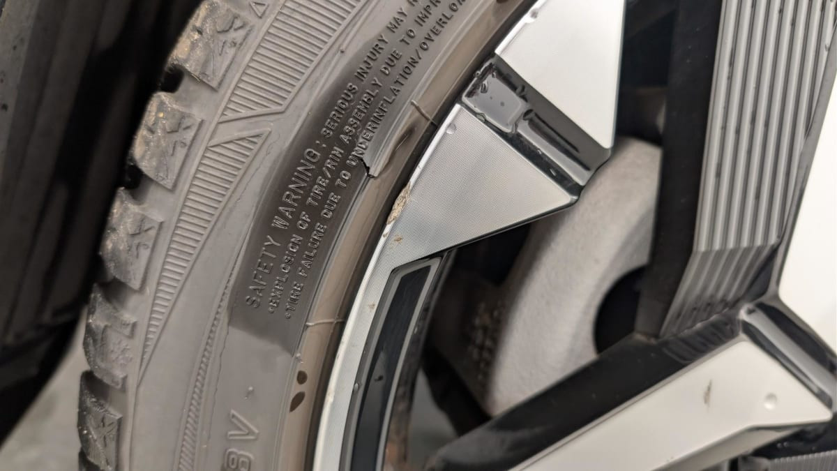 Vente en ligne Peugeot 208 Hybrid 136 e-DCS6 GT au prix de 22 330 €