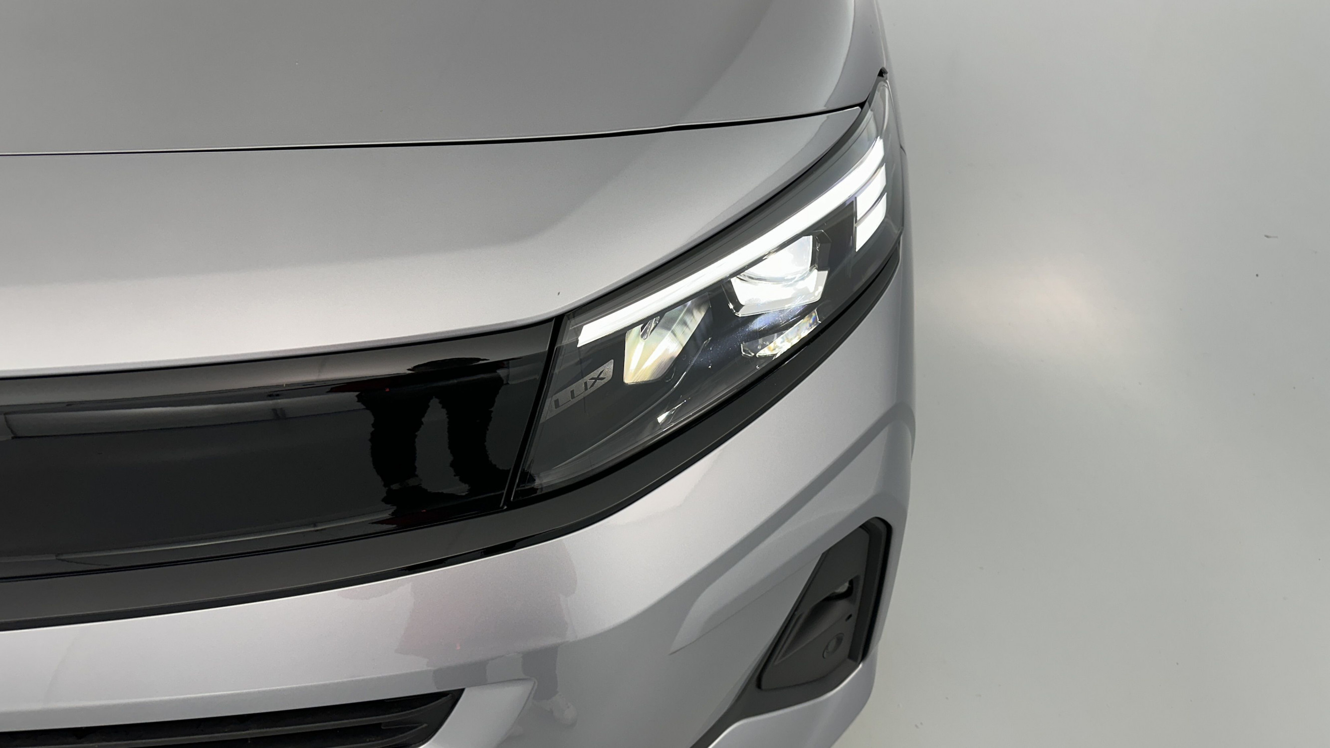 Vente en ligne Opel Combo Cargo COMBO CARGO M 650kg 1.5 BlueHDi 100ch au prix de 22 980 €