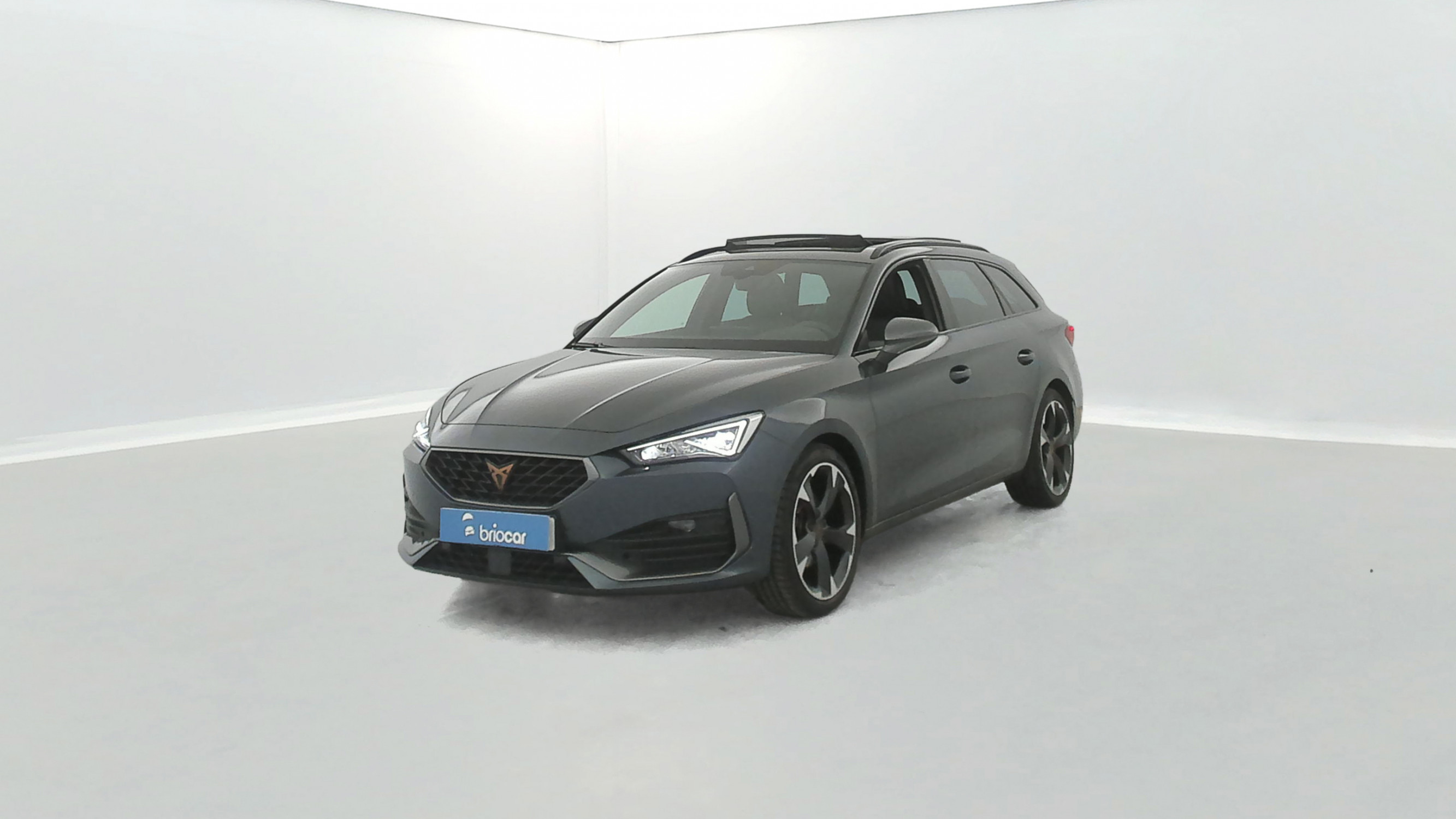 Cupra Cupra Leon Sportstourer 1.5 eTSI 150ch V DSG7 Suréquipée + Toit ouvrant - Garantie 10/2028 occasion de 2023 en vente à Rennes