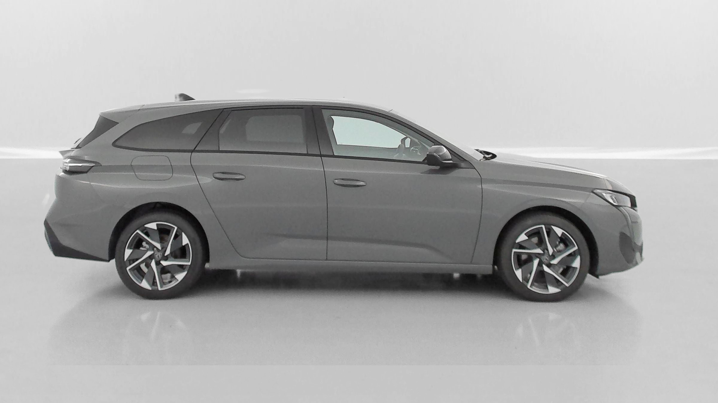 Vente en ligne Peugeot 308 SW 308 SW 1.5 BlueHDi 130ch Allure EAT8 au prix de 28 610 €