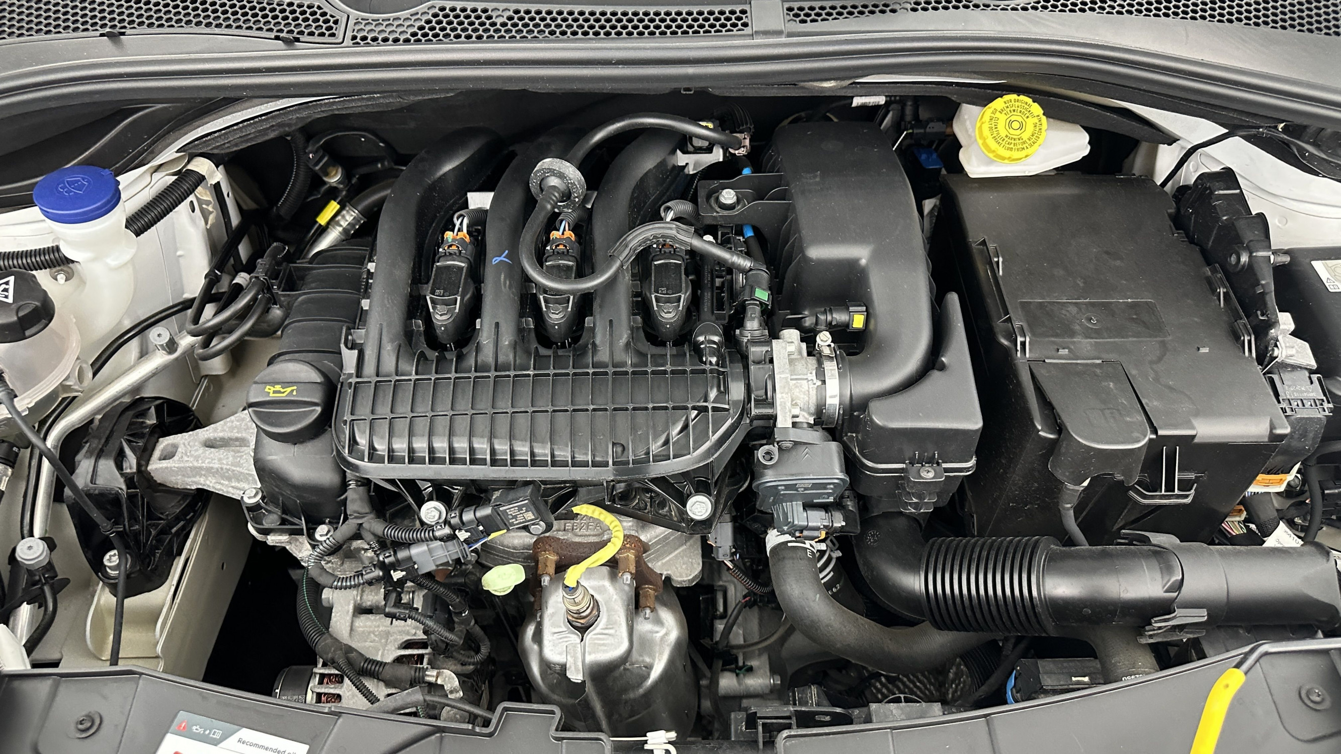 Vente en ligne Citroën C3 C3 1.2 PureTech 83ch Plus au prix de 16 010 €