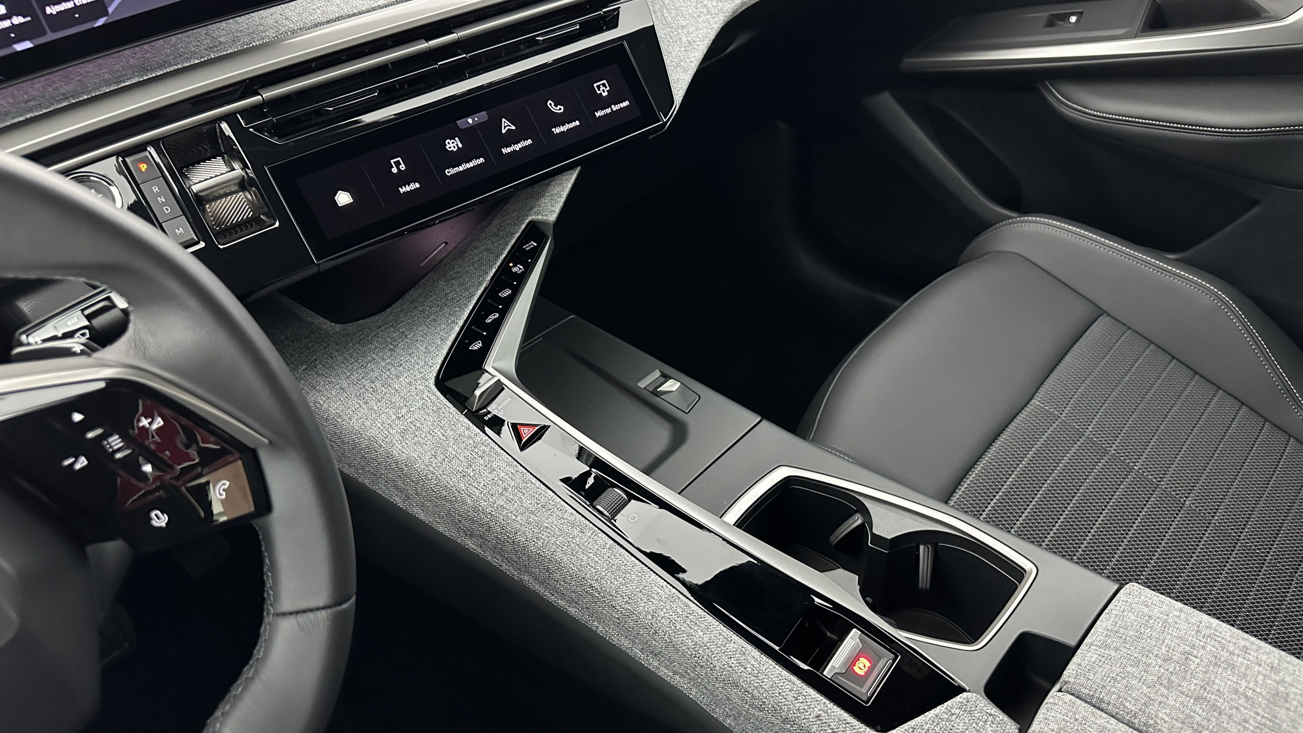 Vente en ligne Peugeot 3008 3008 1.2 Hybrid 136ch Allure e-DCS6 au prix de 30 600 €