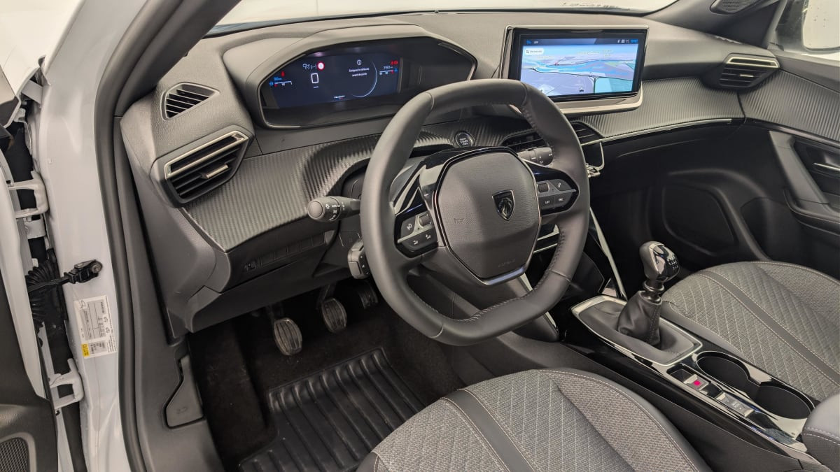Vente en ligne Peugeot 2008 100 S S BVM6 Allure au prix de 20 460 €