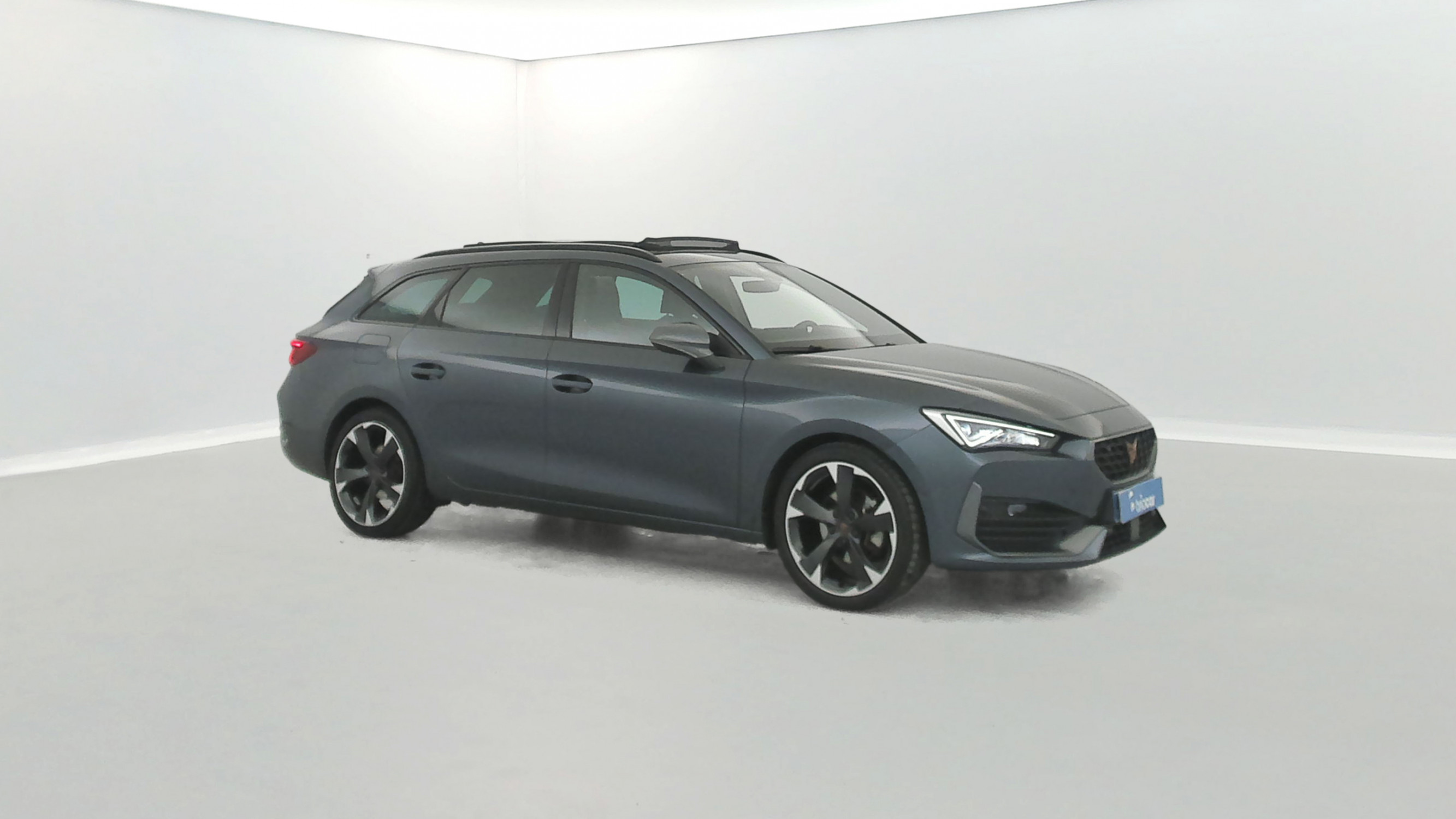 Vente en ligne Cupra Cupra Leon Sportstourer 1.5 eTSI 150ch V DSG7 Suréquipée + Toit ouvrant - Garantie 10/2028 au prix de 25 990 €