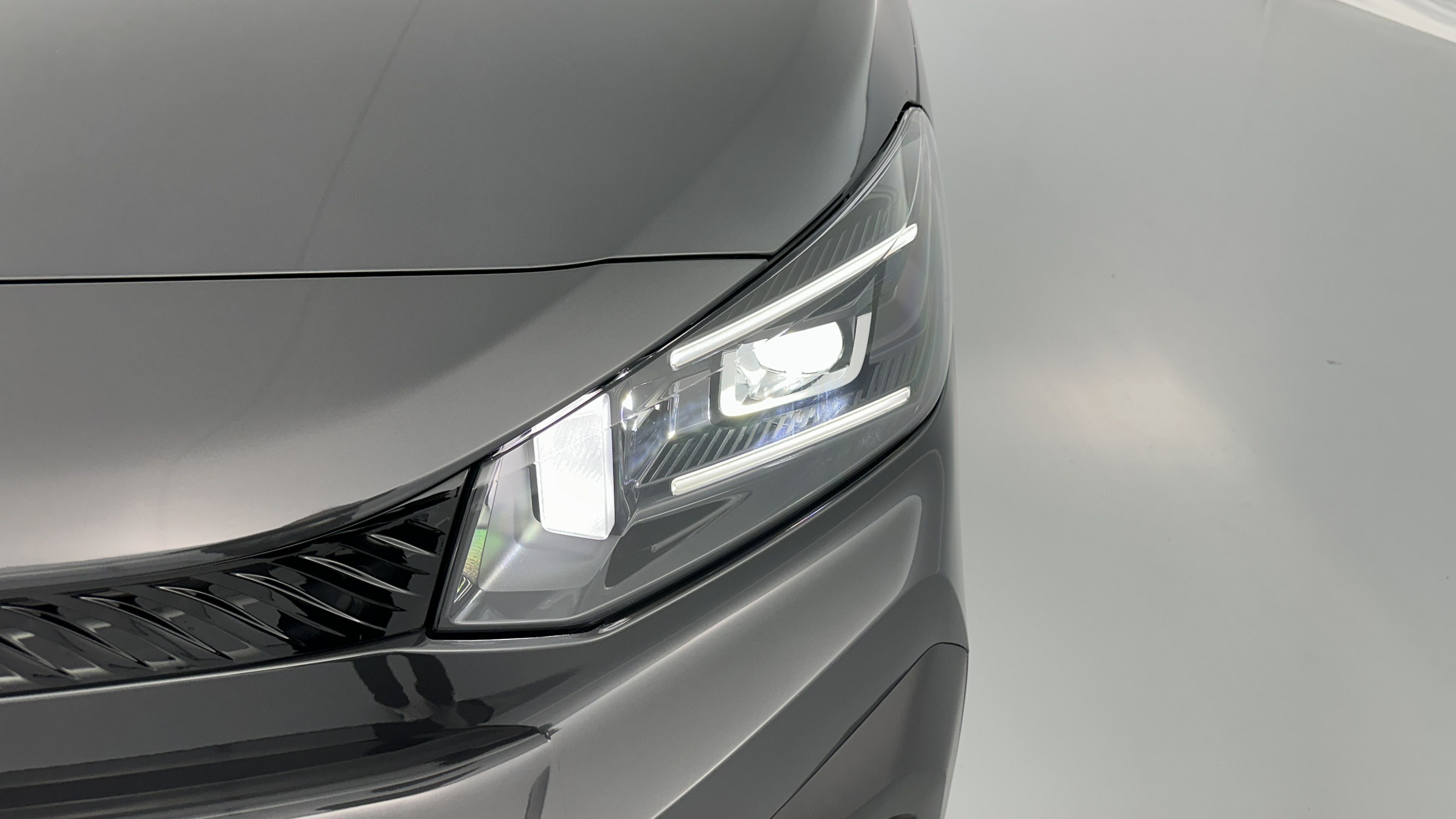 Vente en ligne Citroën Jumpy Fourgon JUMPY M 2.0 BlueHDi 180ch EAT8 au prix de 33 300 €